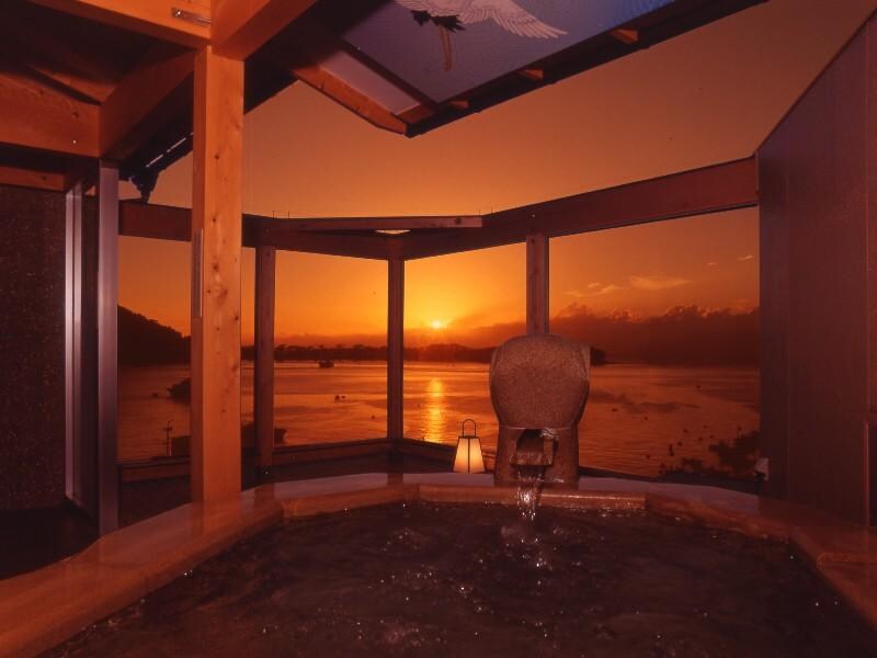 Private open-air bath with a view, "Tsurukame no Yu"