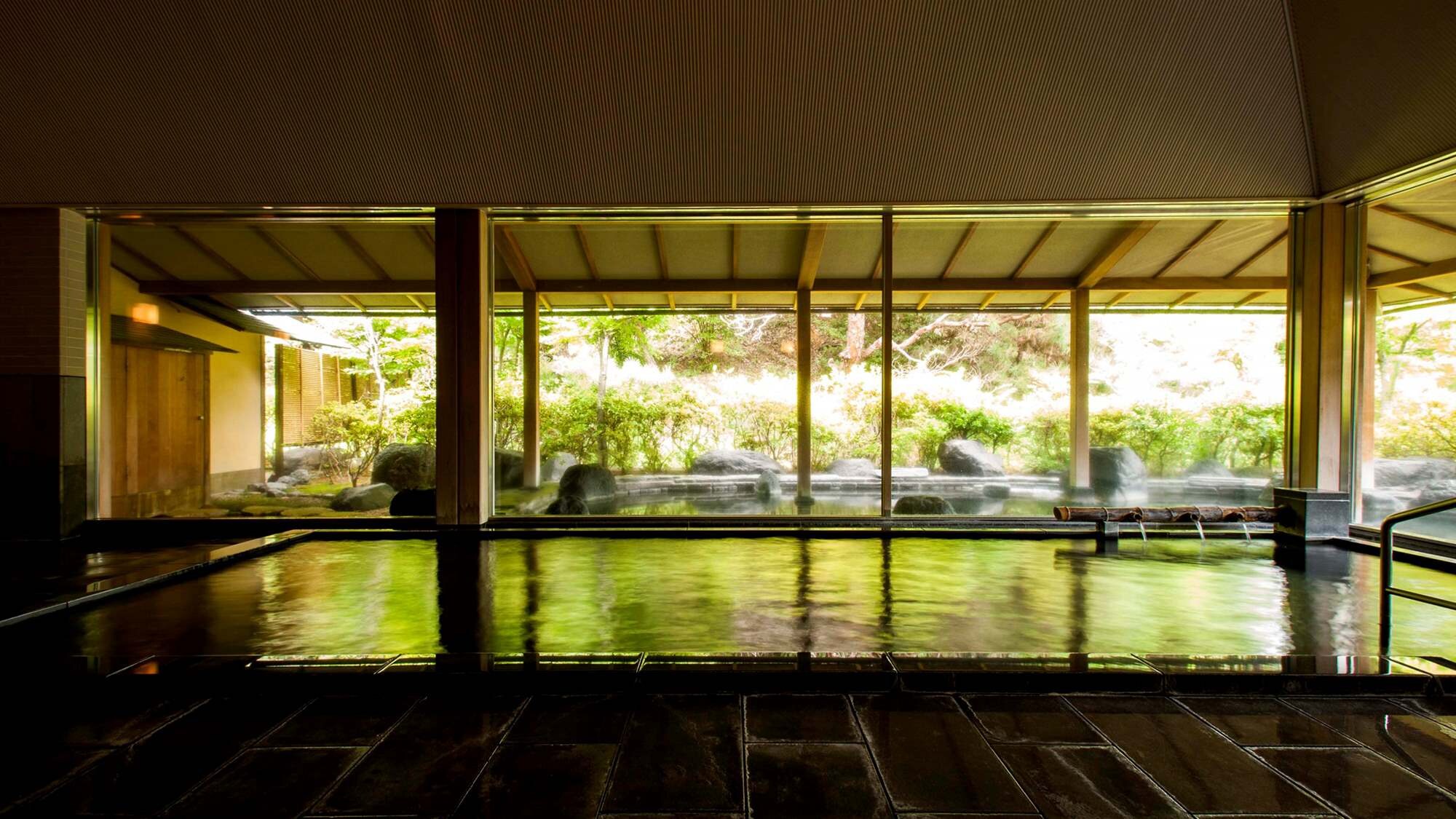 Women's large bath [Business hours: 3:00 P.M. - 10:00 A.M.] Historic Izu Nagaoka Onsen.