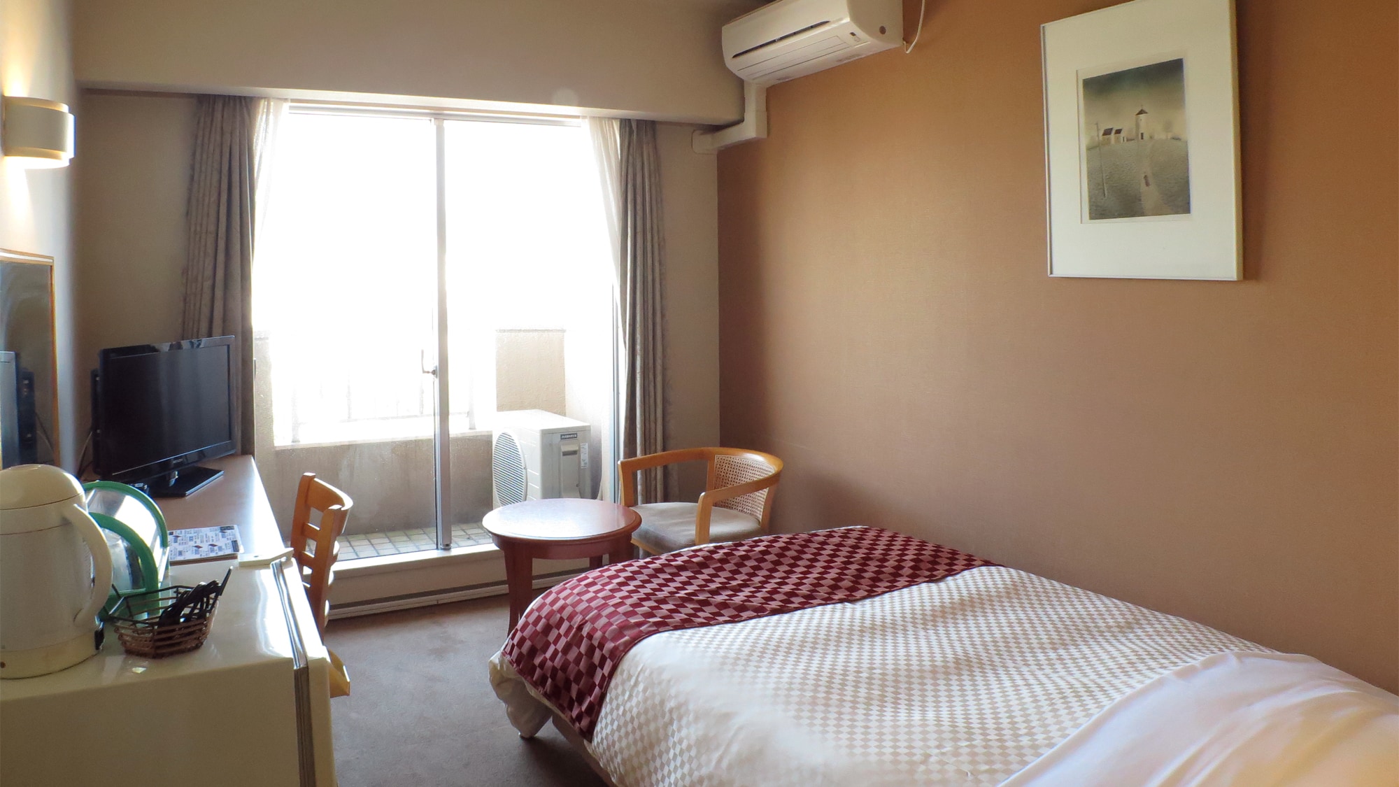 *≪Example of a guest room [Single]≫This room has a terrace. Please choose between smoking and non-smoking.
