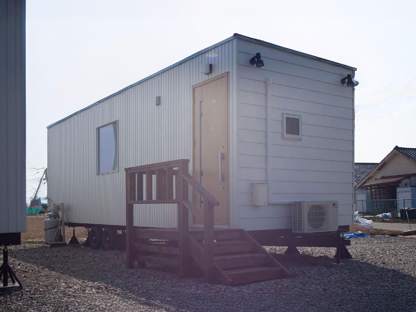 拖車房「能登牡蠣旅館」的外觀
