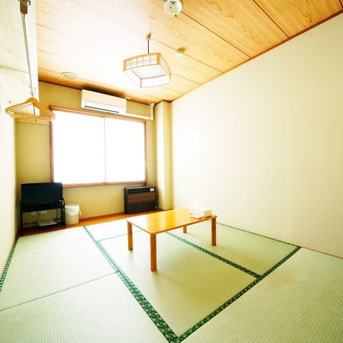 Japanese-style room (6 tatami mats)