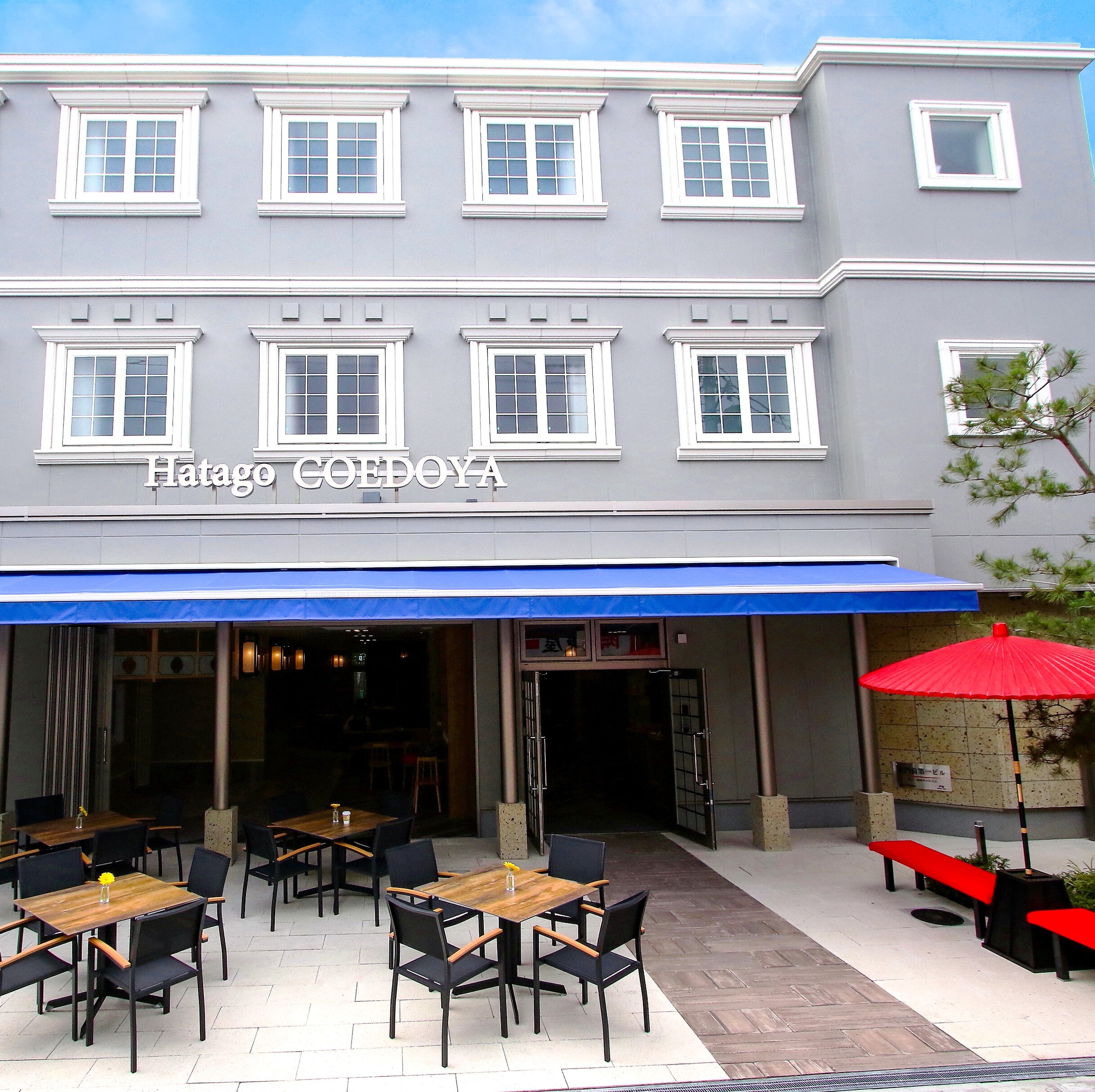 ภายนอกโรงแรม