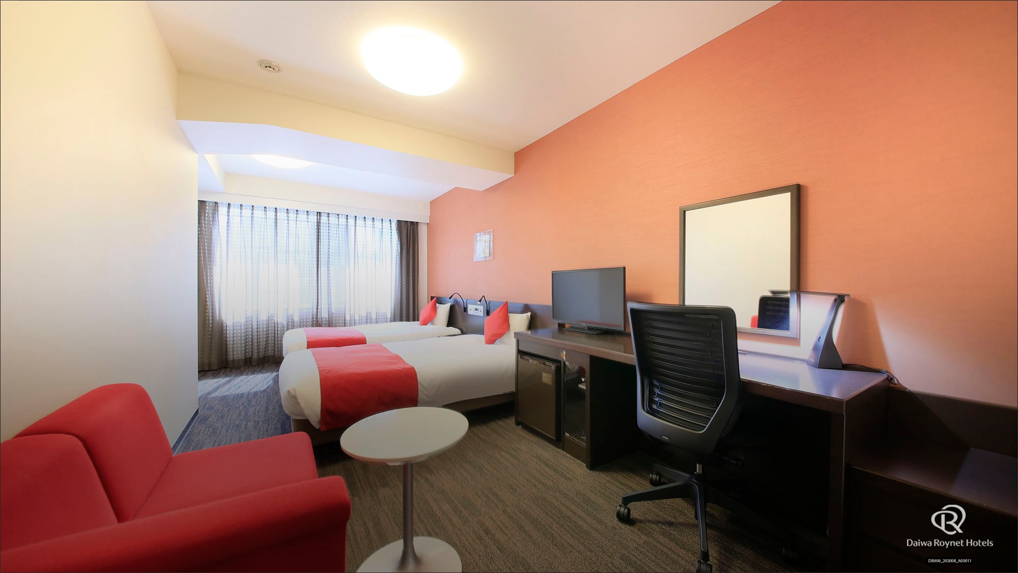 Twin room room on the main street side