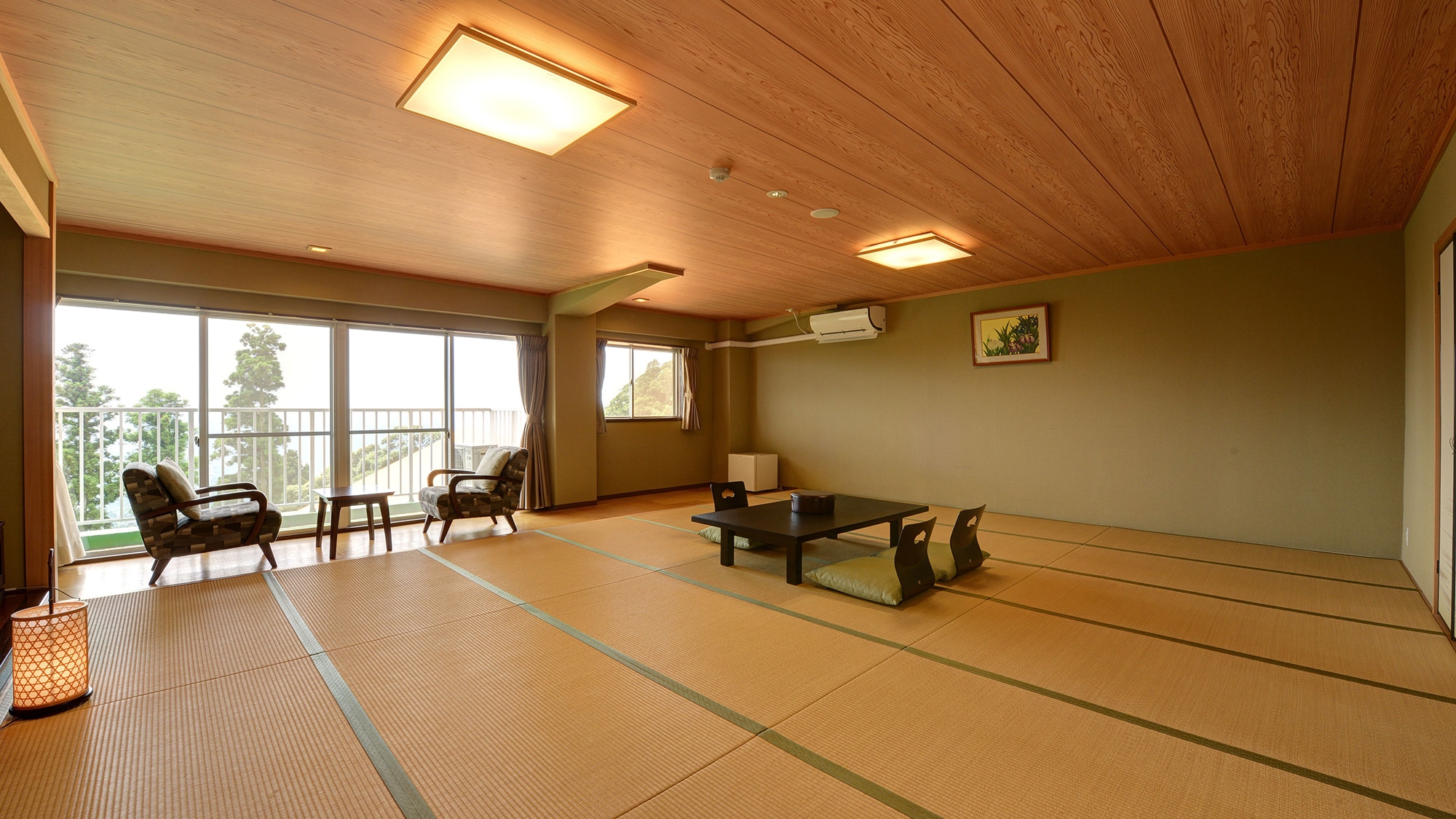 * ห้องพักสไตล์ญี่ปุ่น อาคารตะวันออก (ตัวอย่างห้องพักแขก) / หมู่คณะก็เข้าพักได้