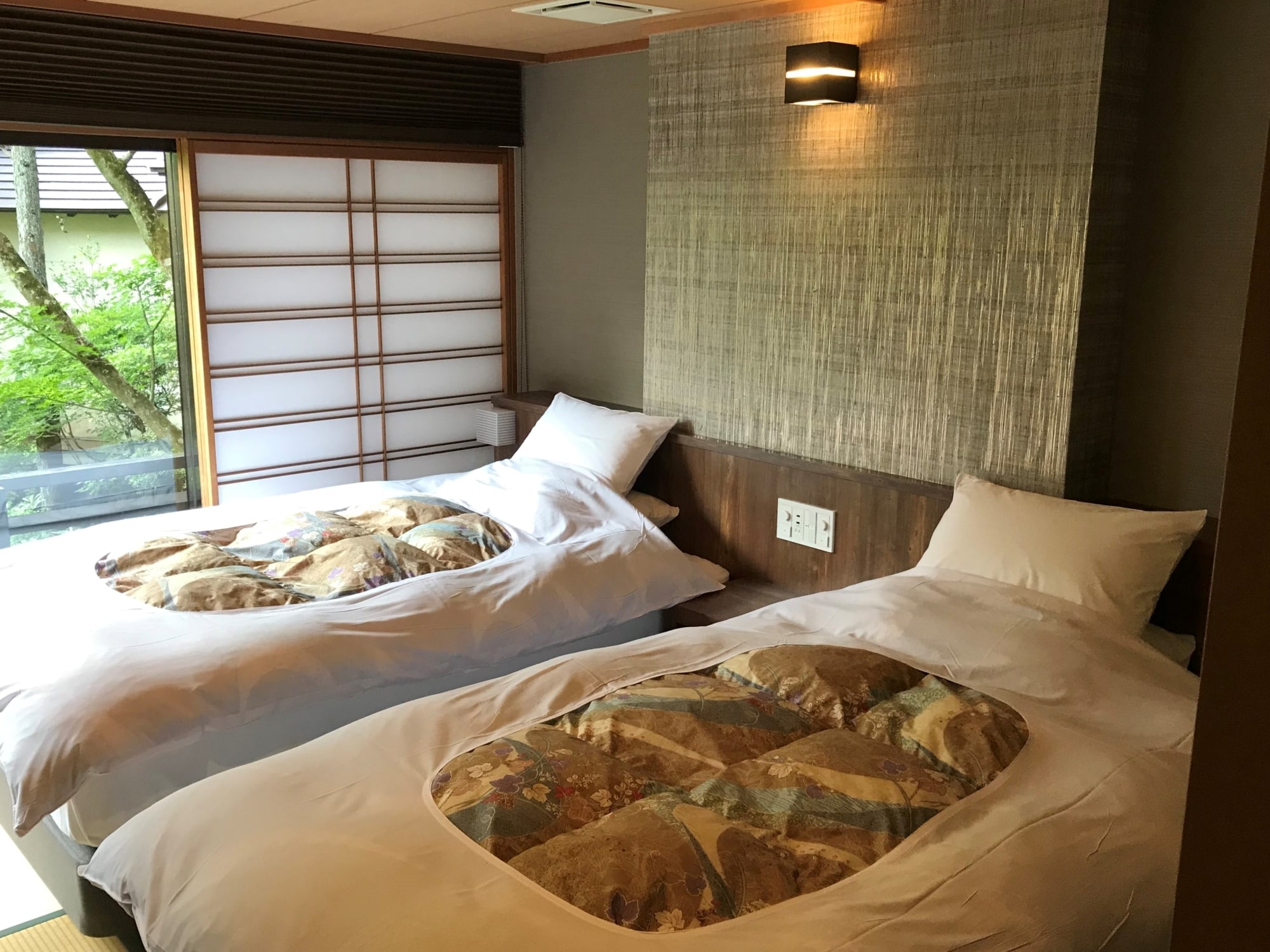 Semi-double bed 201 with special room bed