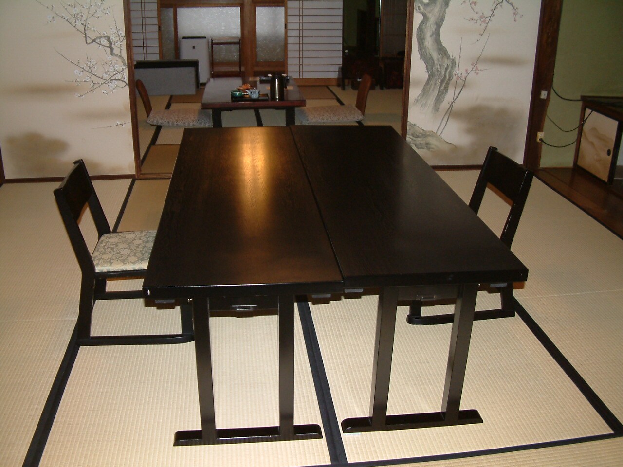 An example of a dining room