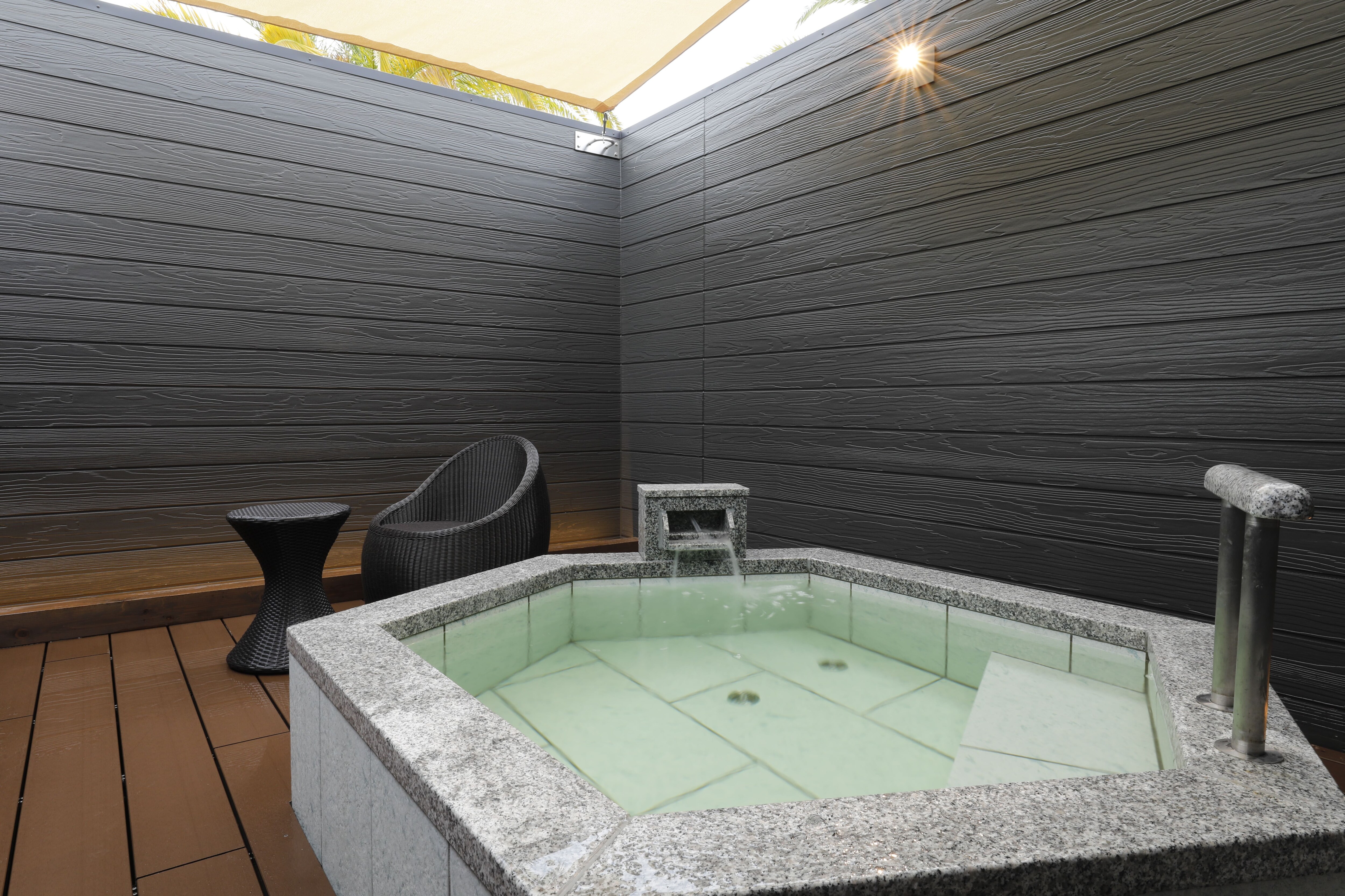 Premium Suite (4 people)