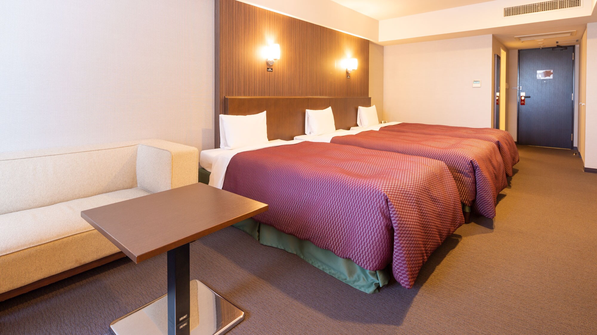 ห้องสามเตียง