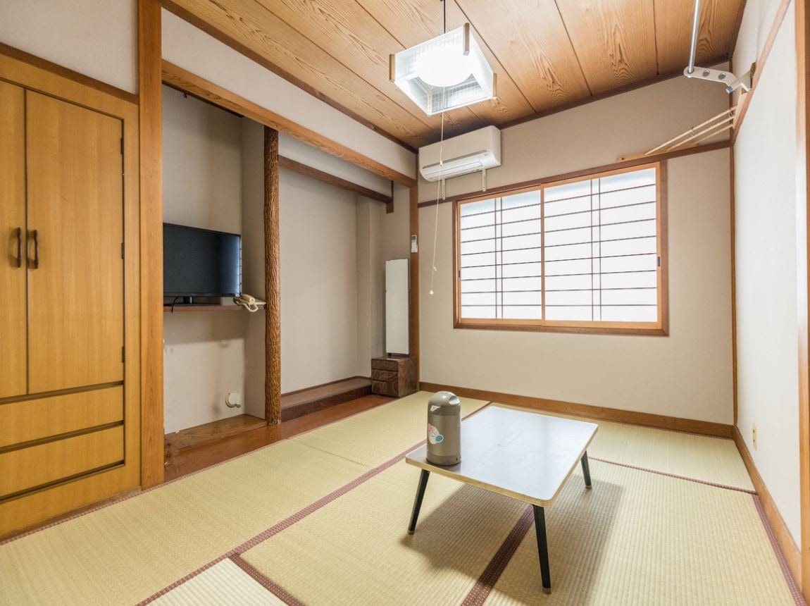 日式三人房（共用浴室及廁所）
