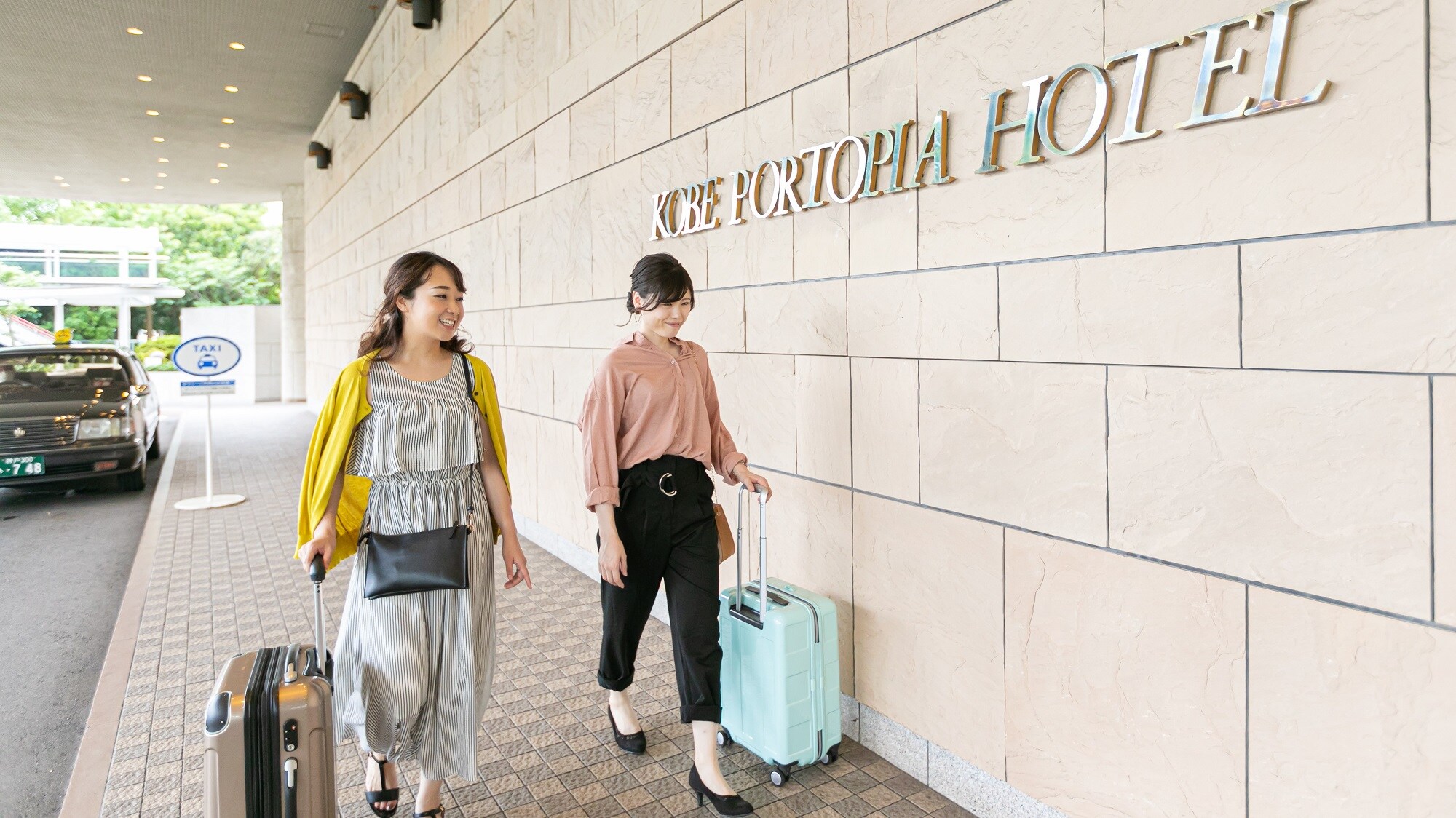 Image of the main entrance