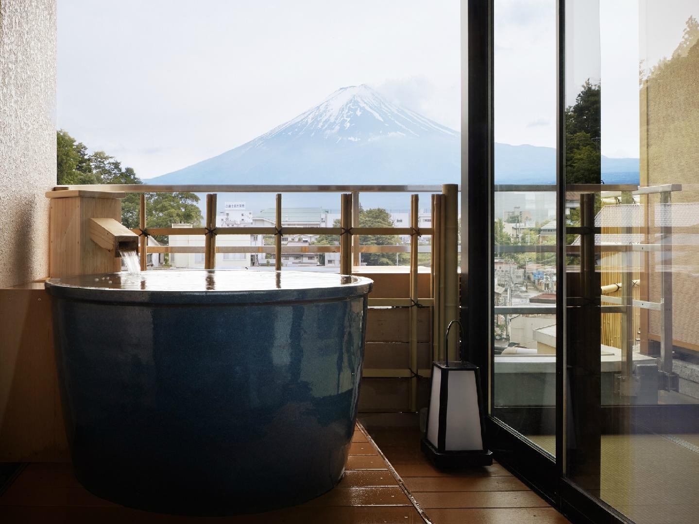 [溫泉◆帶露天浴池的客房] 12張榻榻米的日式房間，可以俯瞰富士山
