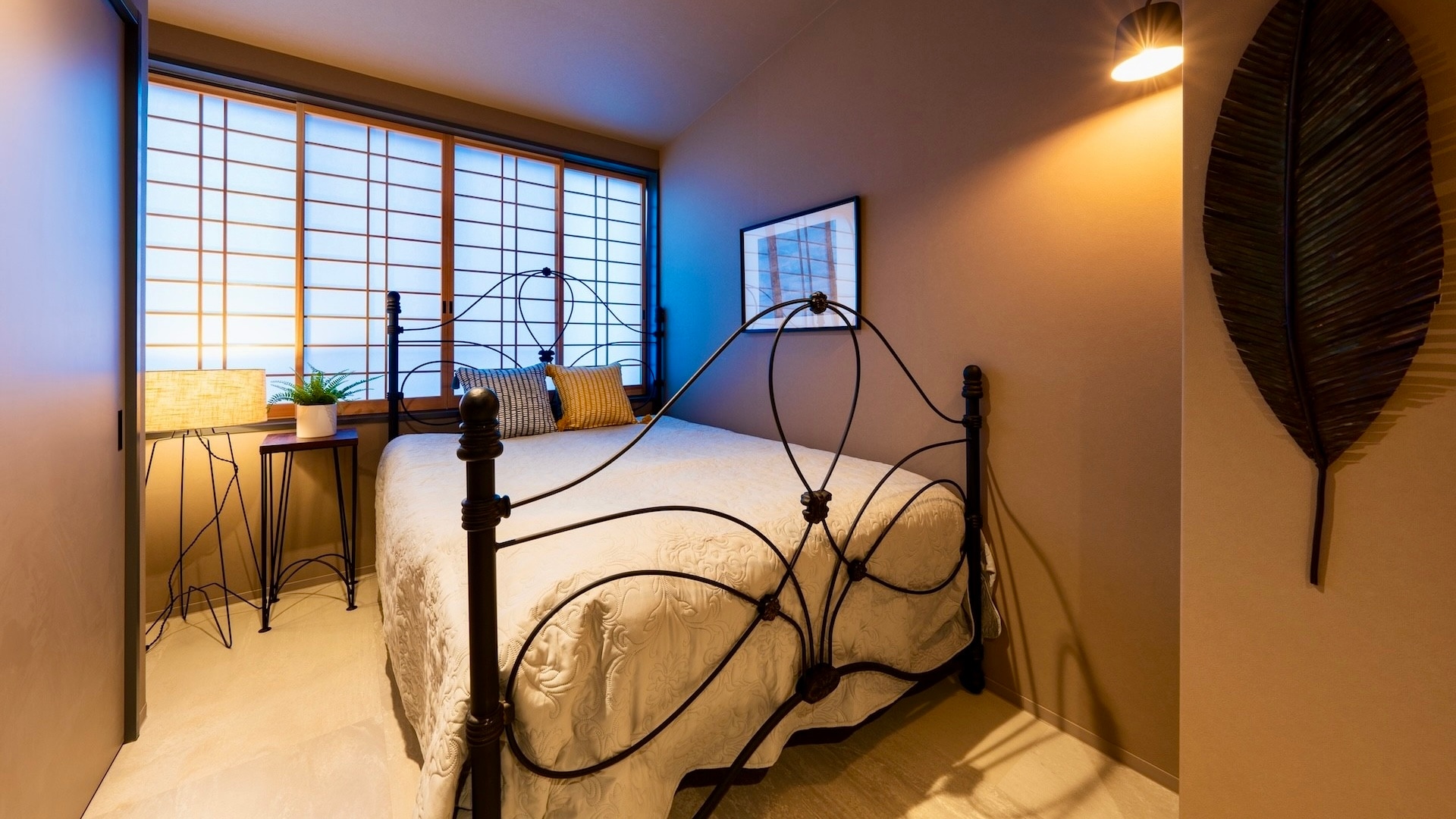 Room 8: Western-style room/double