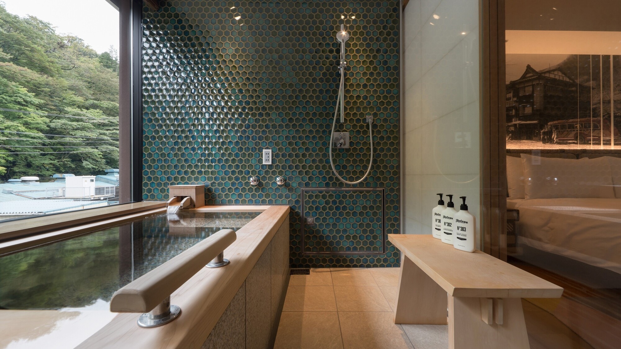 Private hot spring & shower