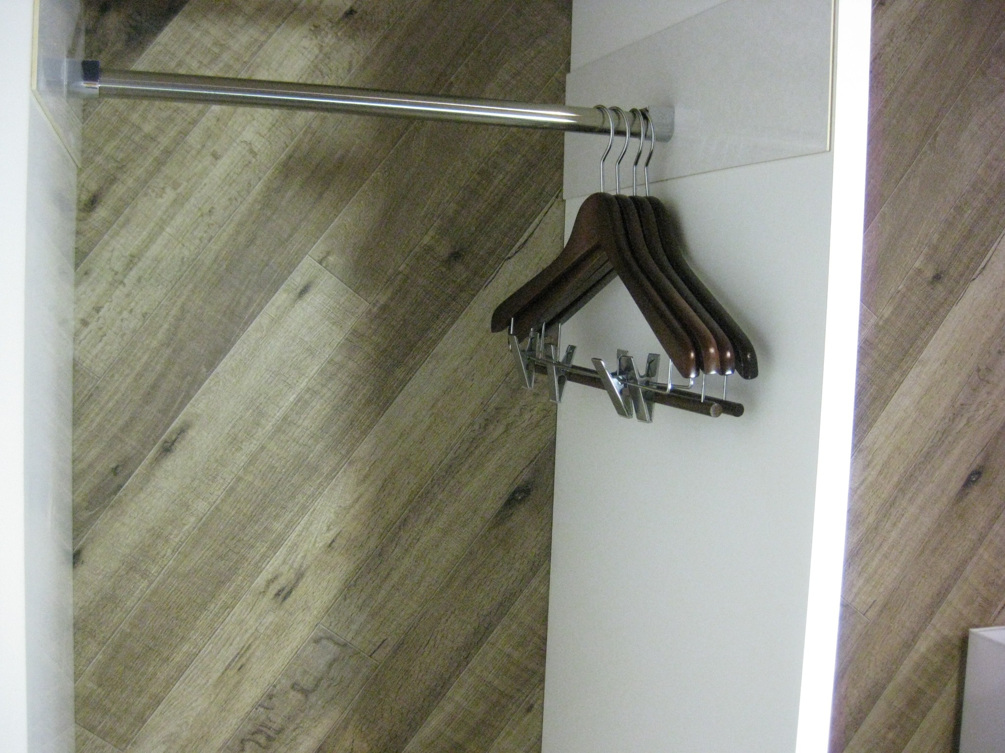 Premium room hanger rack