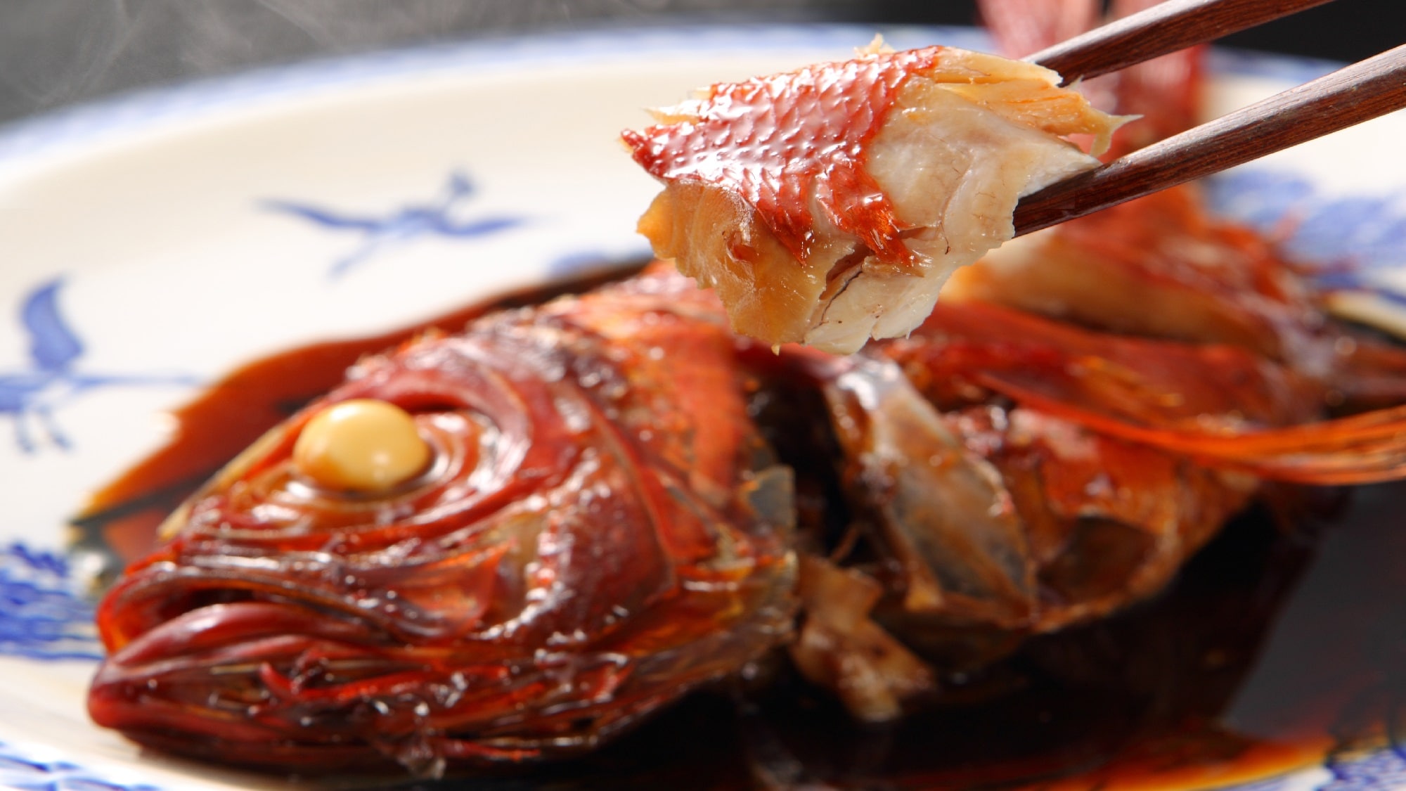 The highly popular golden-eyed snapper is served with a slightly sweet sauce.