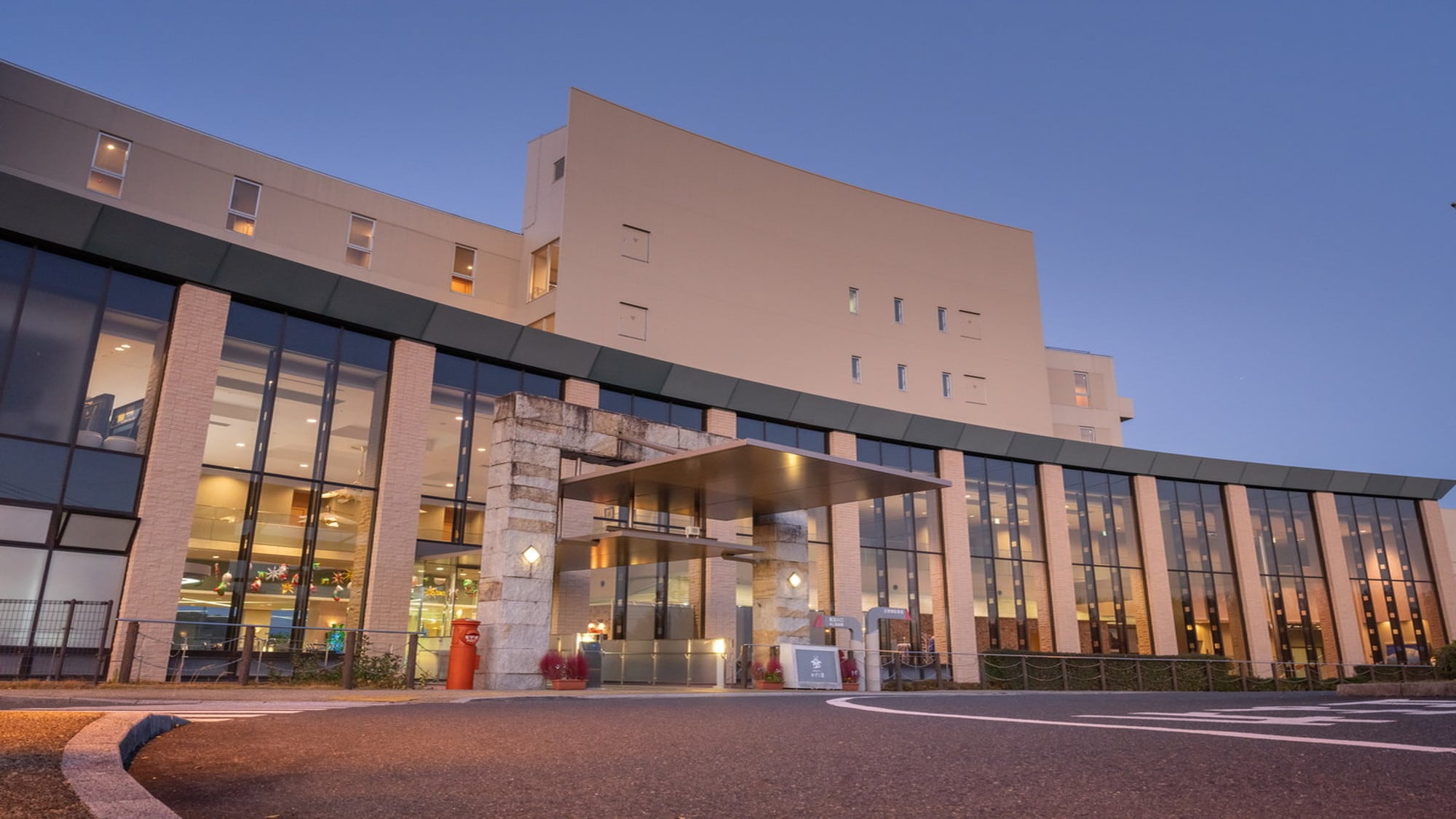 【외관】 황혼의 유즈리잎