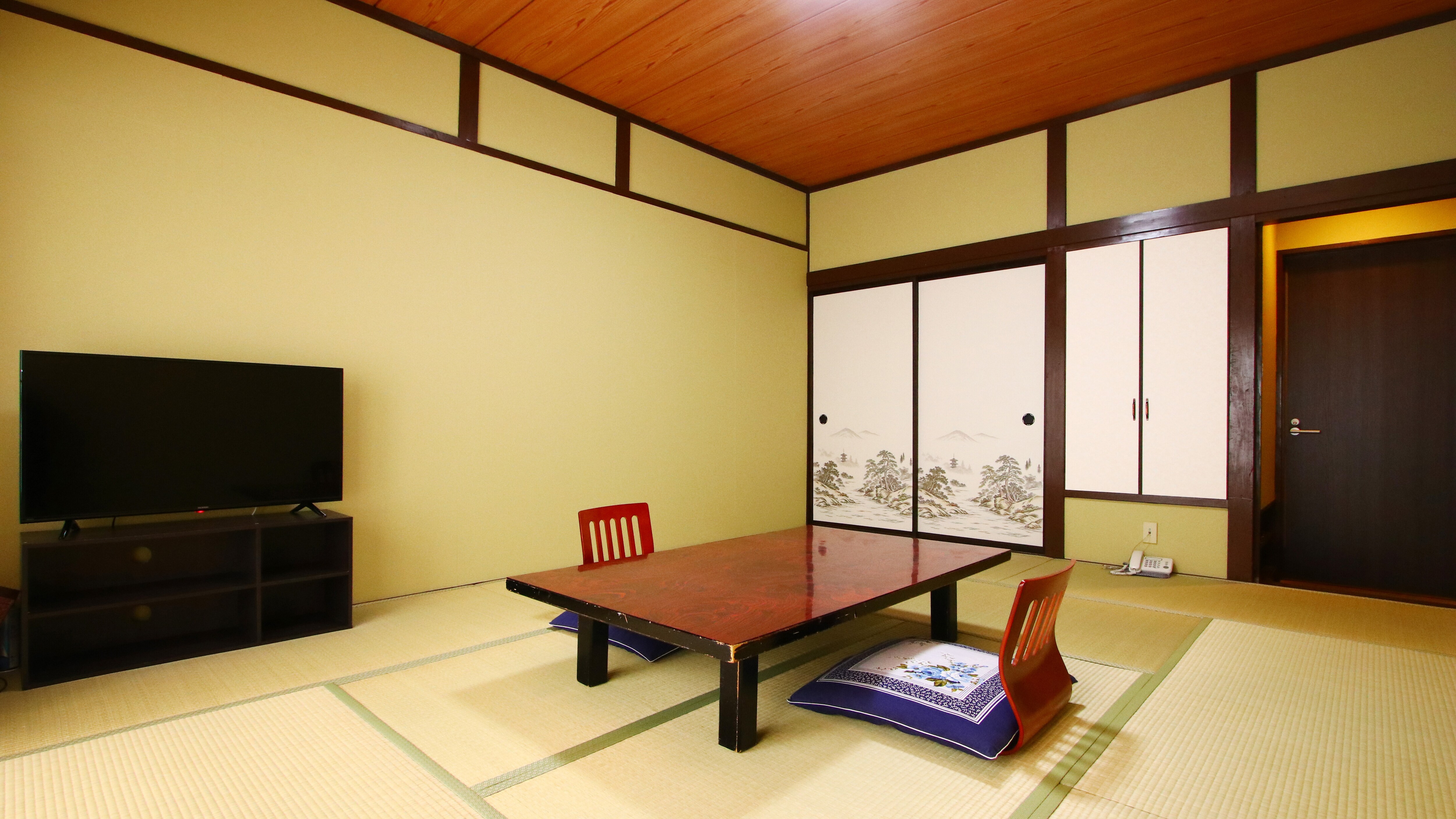 10 tatami mats ■ Up to 3 people can relax here*