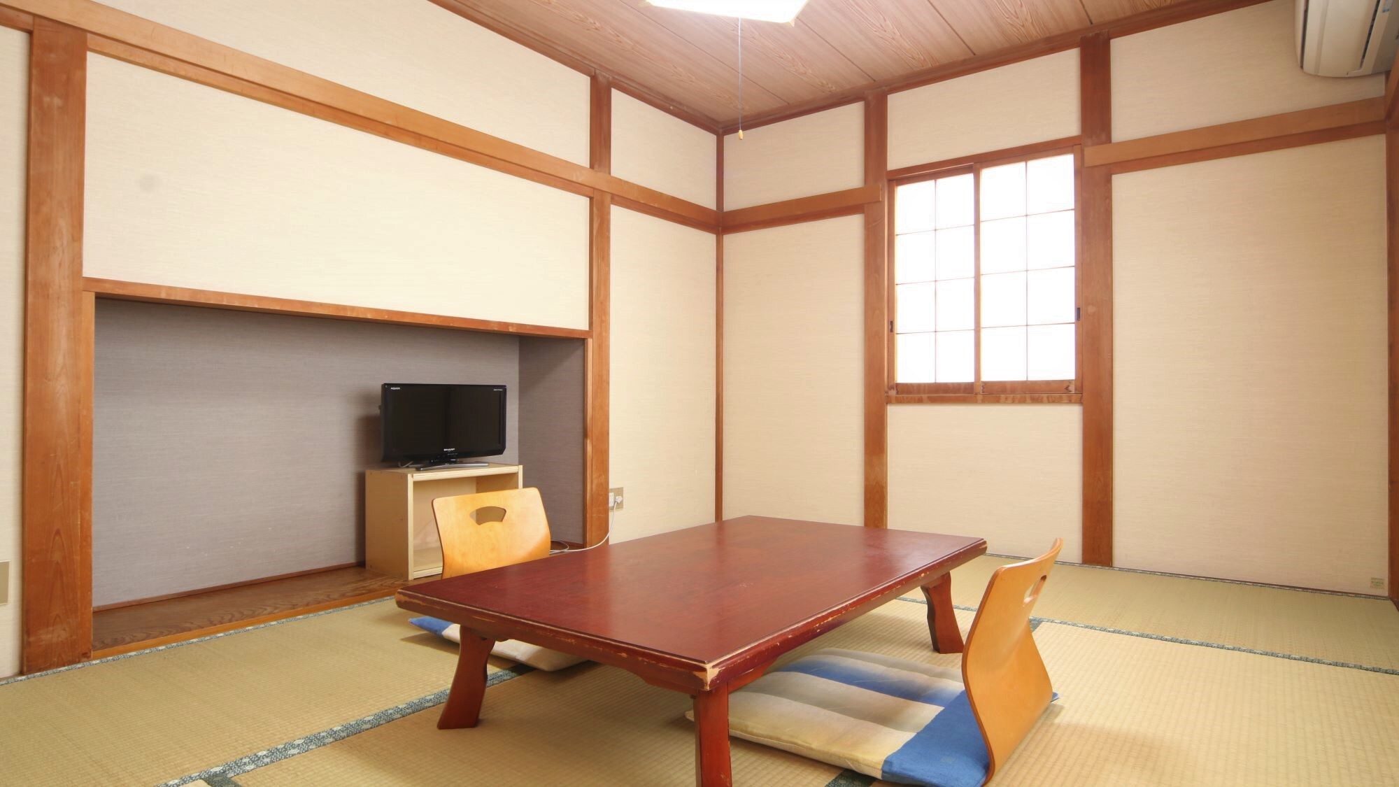 * Gedung baru 6 tikar tatami