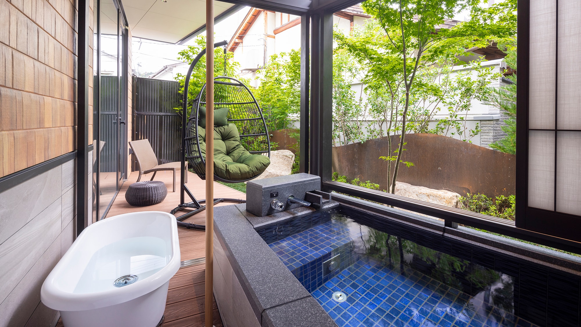 [Bettei Toraume] อ่างอาบน้ำแบบเปิดโล่งในห้องพักยังมี "อ่างอาบน้ำแบบเปิดโล่งสำหรับสุนัข" ด้วย!