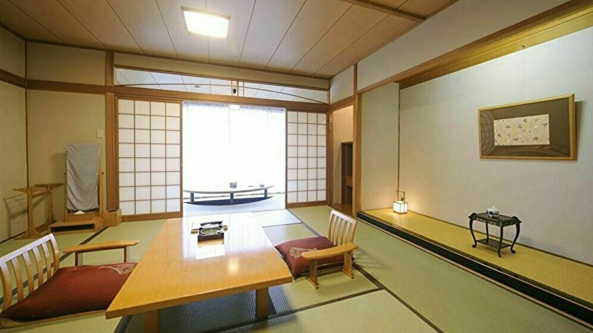 Kamar bergaya Jepang 12,5 tatami