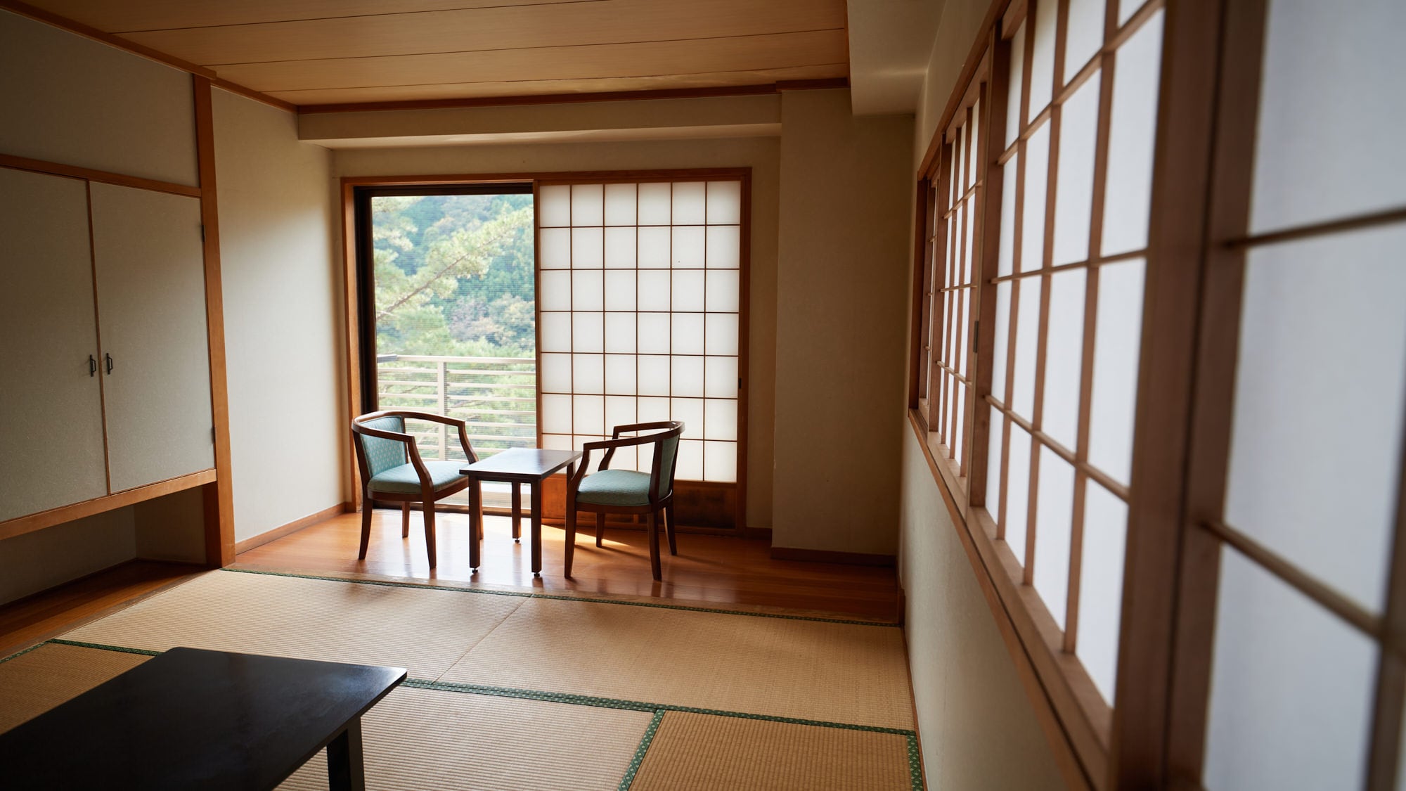[Non-smoking] Japanese-style room for 1-4 people