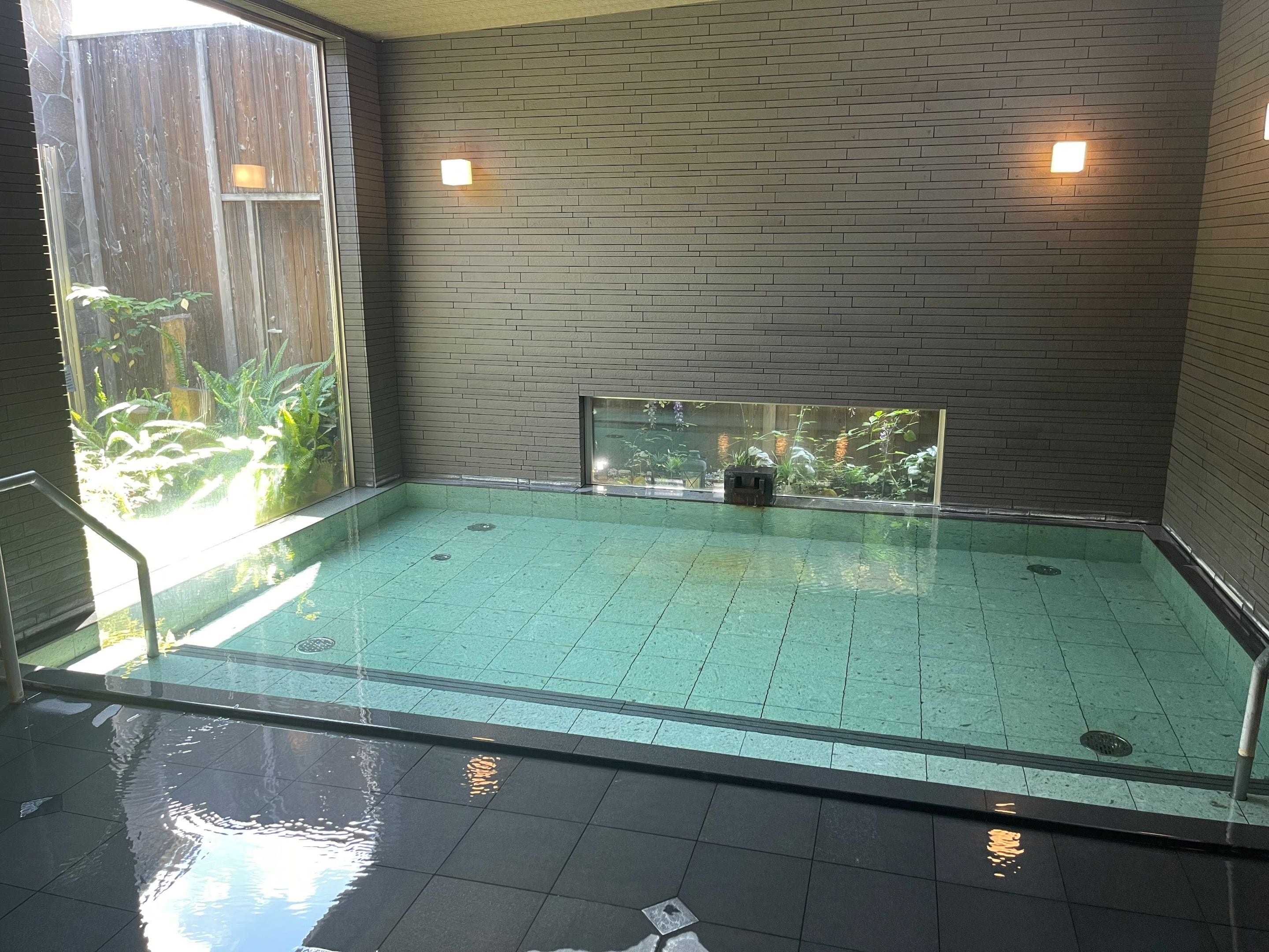 Phụ lục nhà tắm công cộng lớn Uchiyu