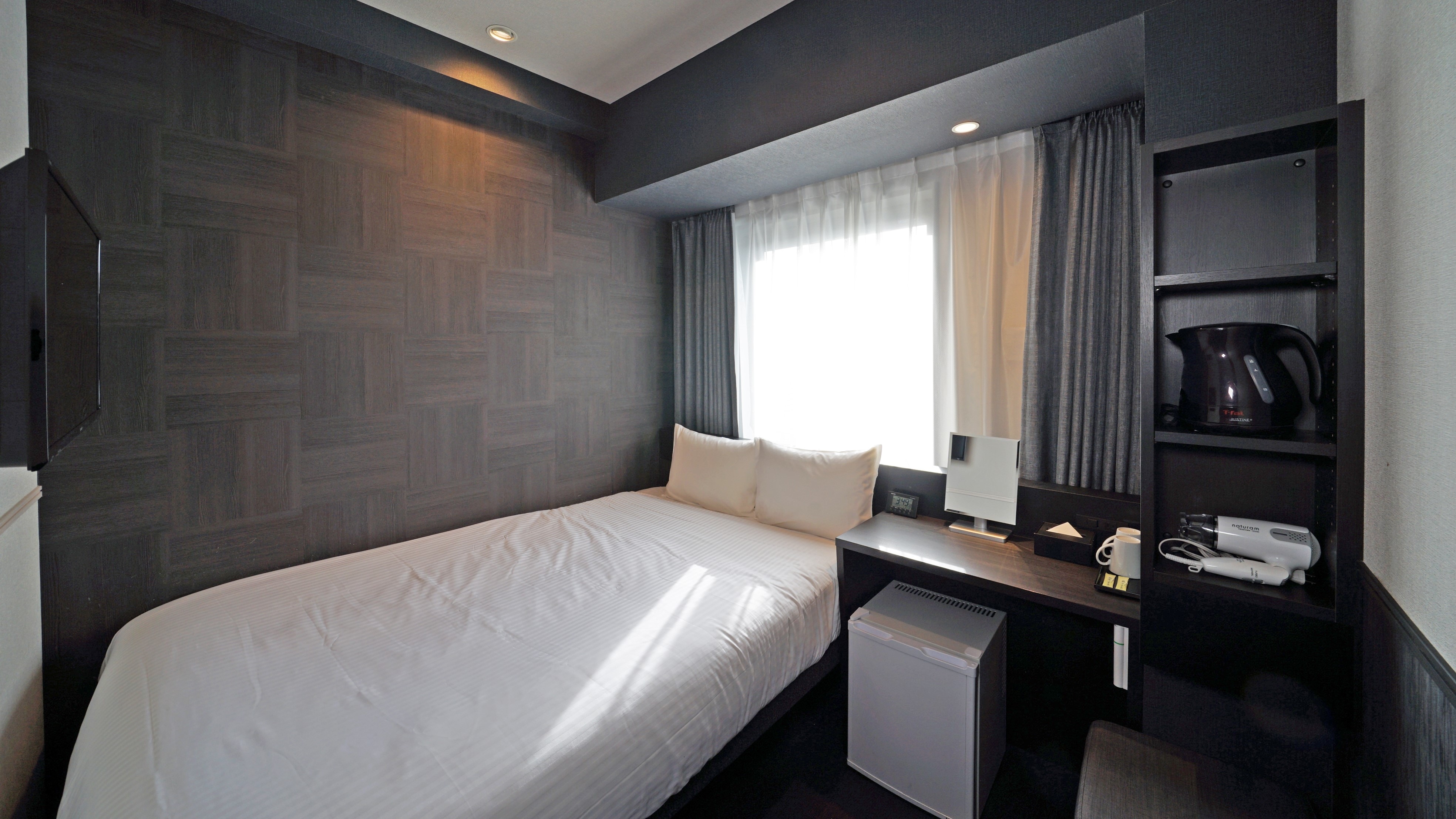 Standard semi-double [Bed width 140cm]