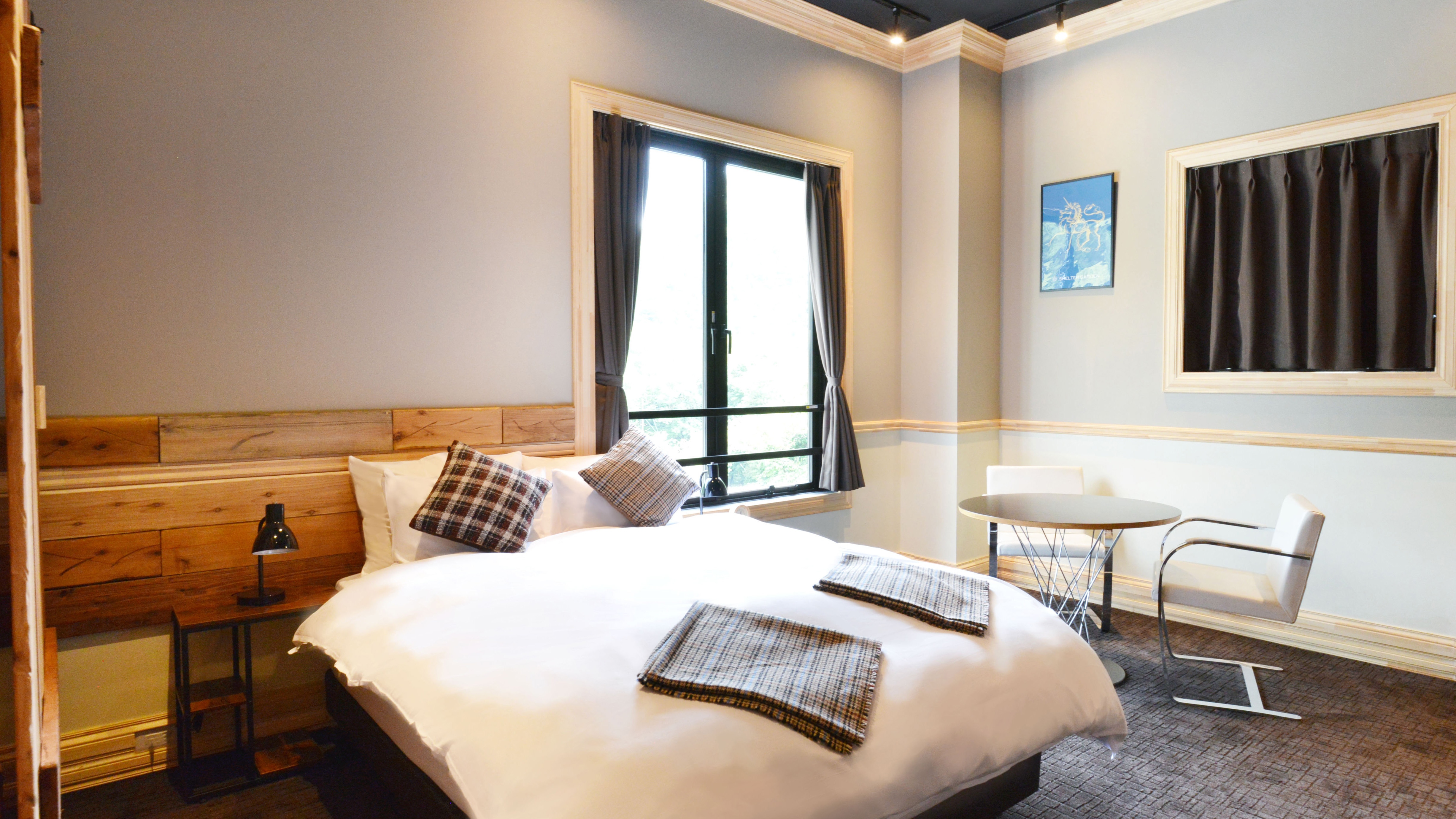 Mount View Room