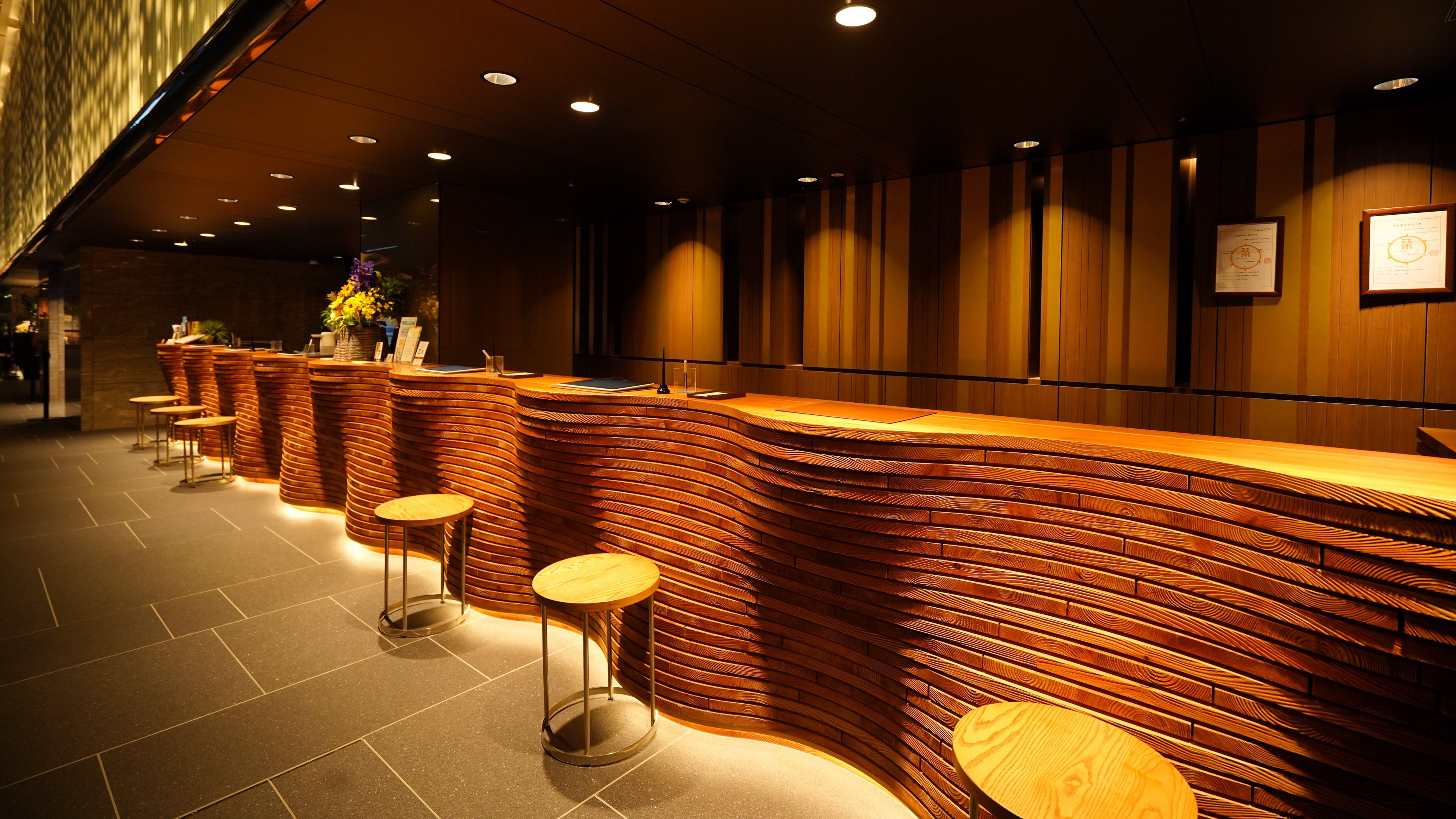 [2nd Floor/Lobby] Front counter