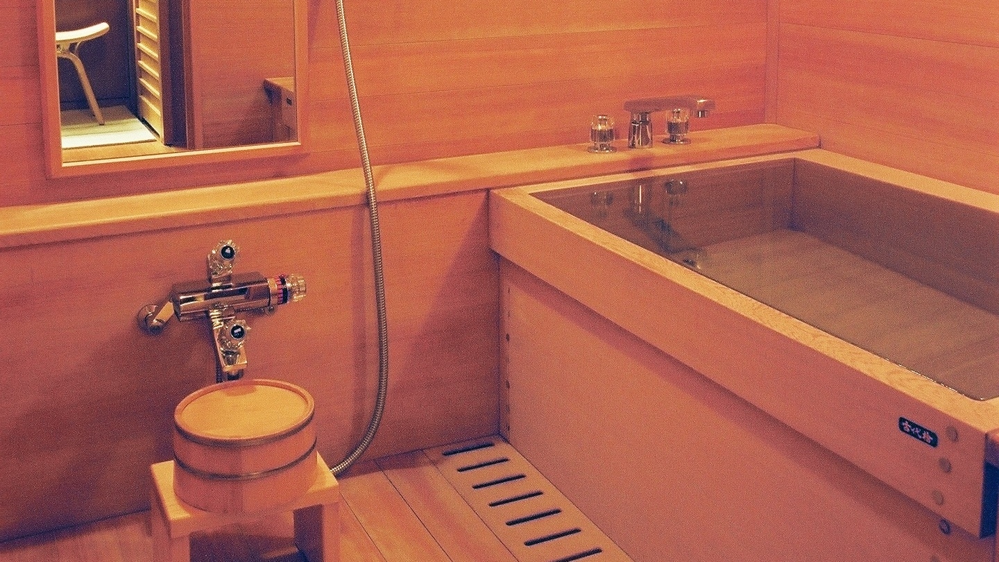 [Phòng kiểu Nhật 12,5 chiếu tatami] (có bồn tắm trong nhà làm hoàn toàn bằng cây bách) Rikyu 64m2/ven sông