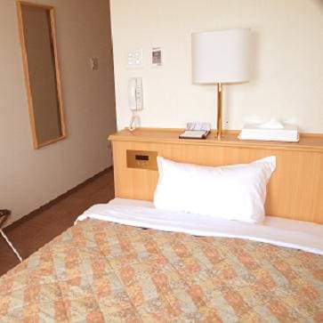 Single room * Area 12㎡ Bed size 123cm & times; 198cm