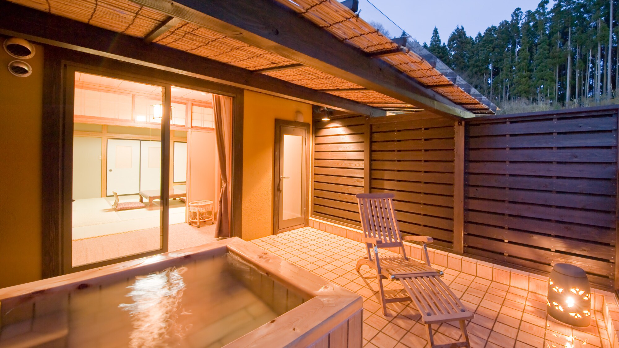 Guest room with open-air bath A type