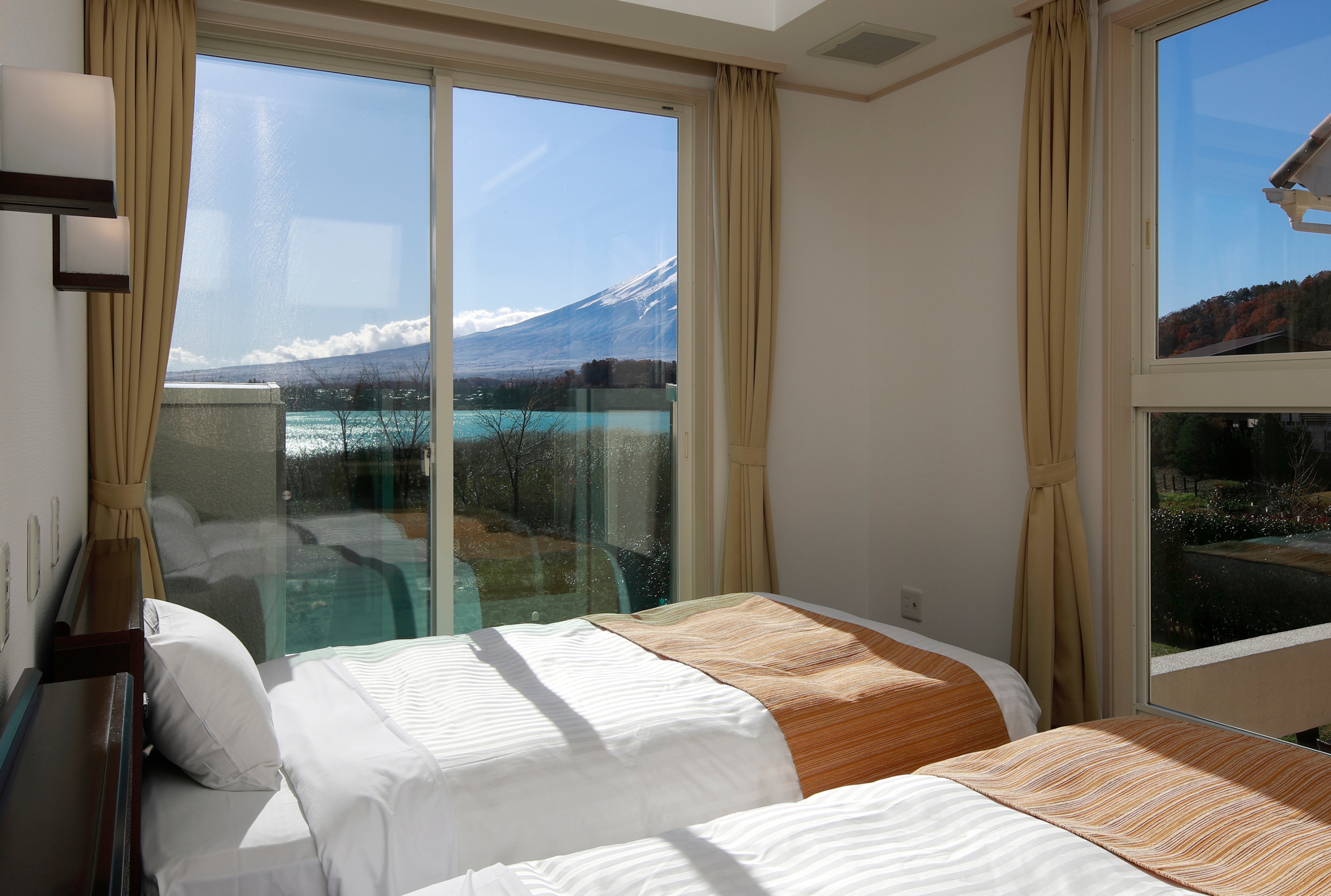 ● Chamomile bedroom