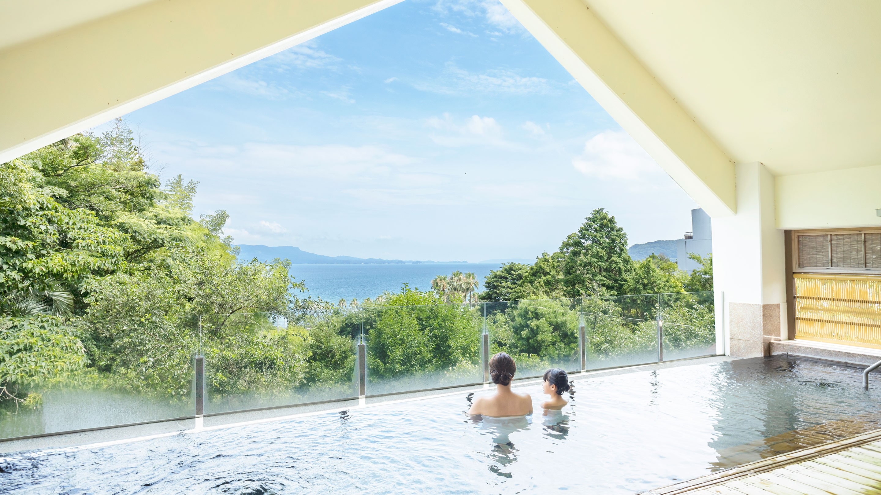 露天观景浴（男女交替使用）