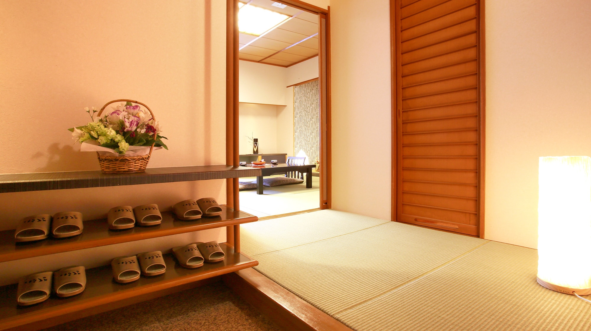 408 室 - 入口 -