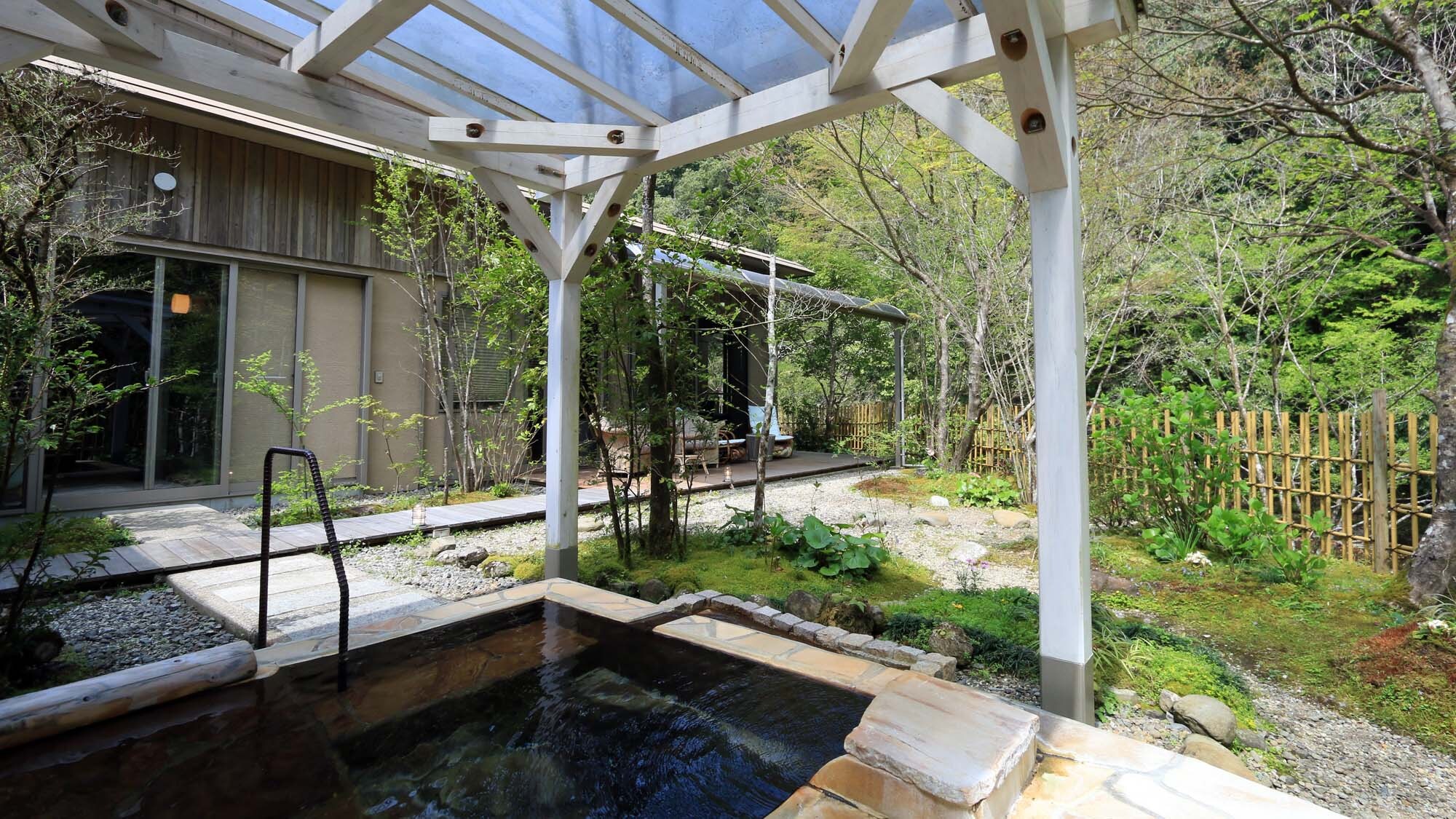 Premium Suite Sora Open-air