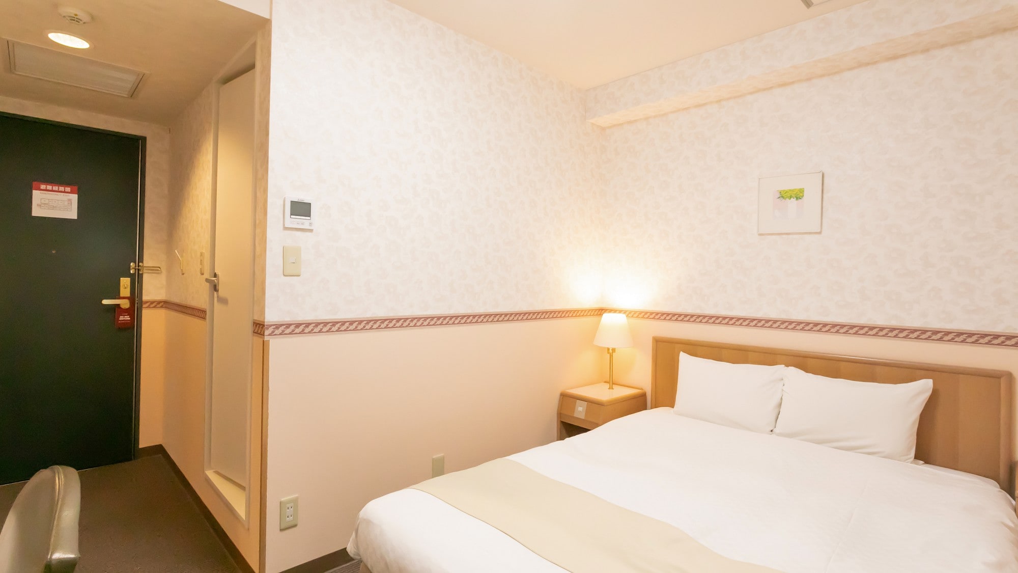 [Double room] 150cm wide double bed
