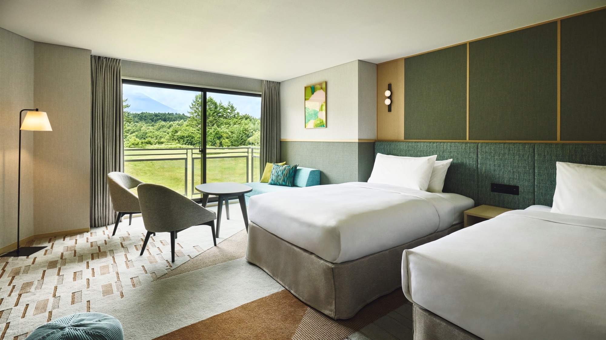 Phòng Suite trẻ em có giường đôi với sân hiên nhìn ra Asama