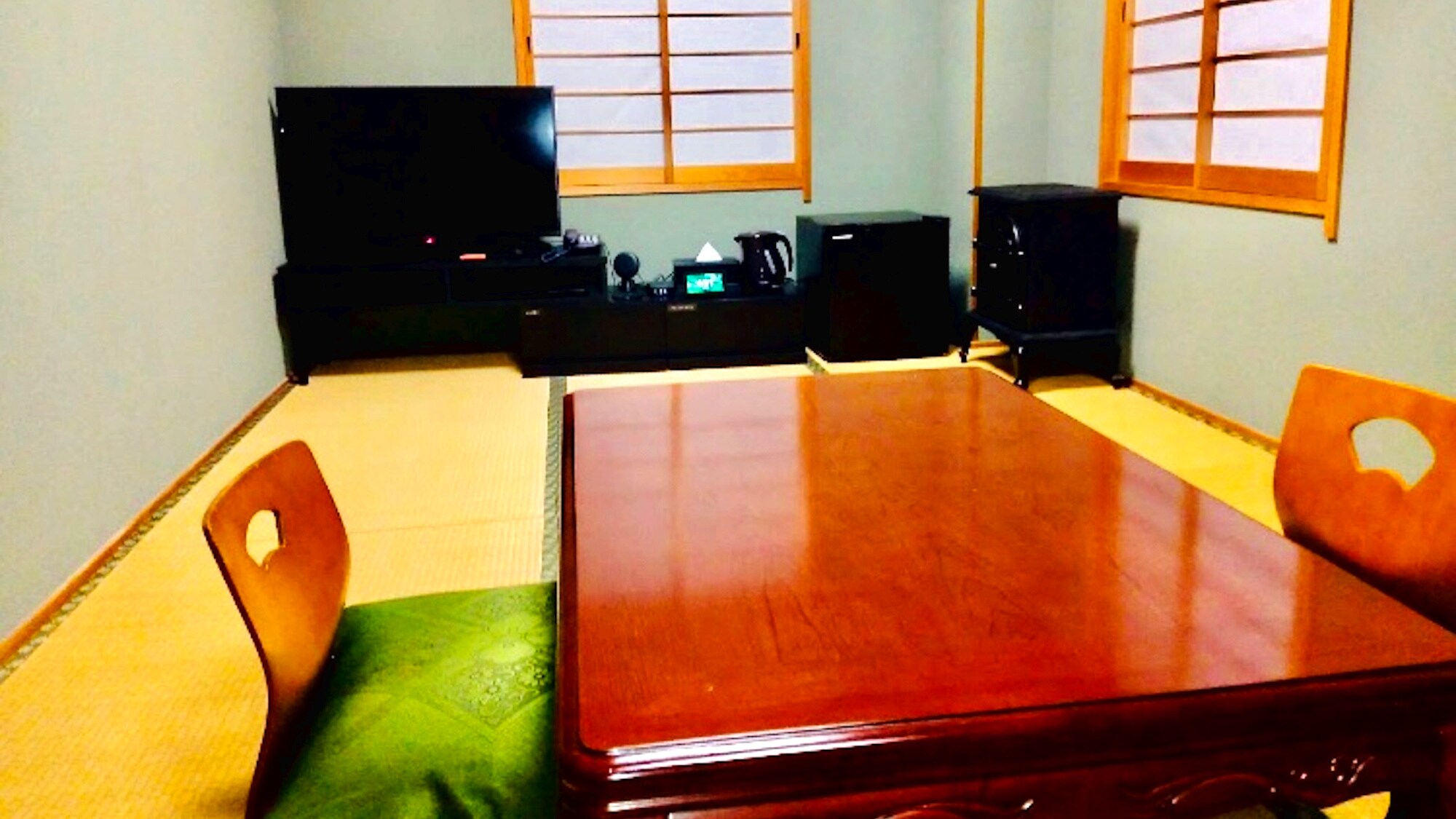 ・ An example of a Japanese-style room with 6 tatami mats