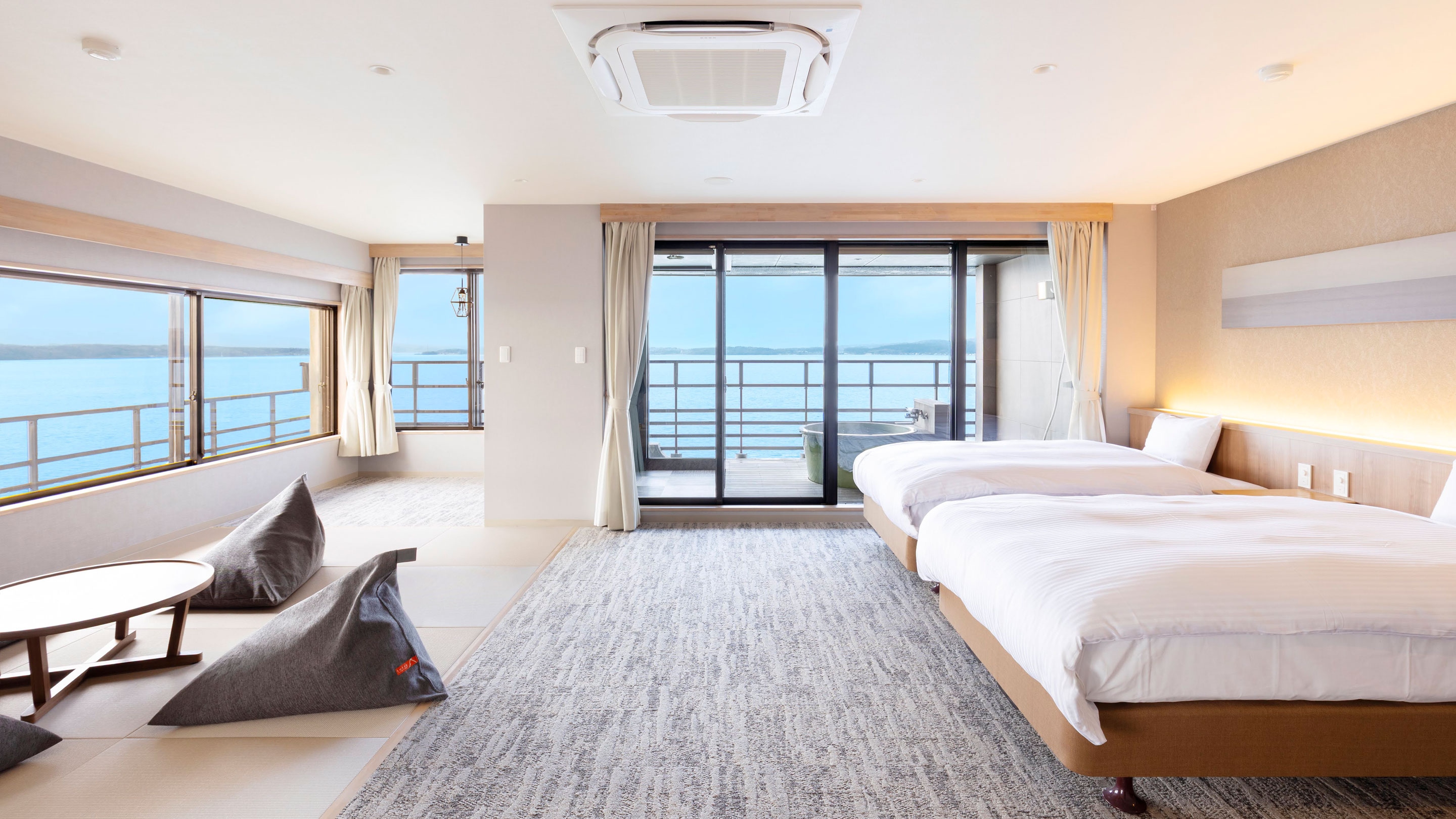 Superior Japanese-Western style twin room with open-air bath, 5-person capacity, no indoor bath *Example of guest room