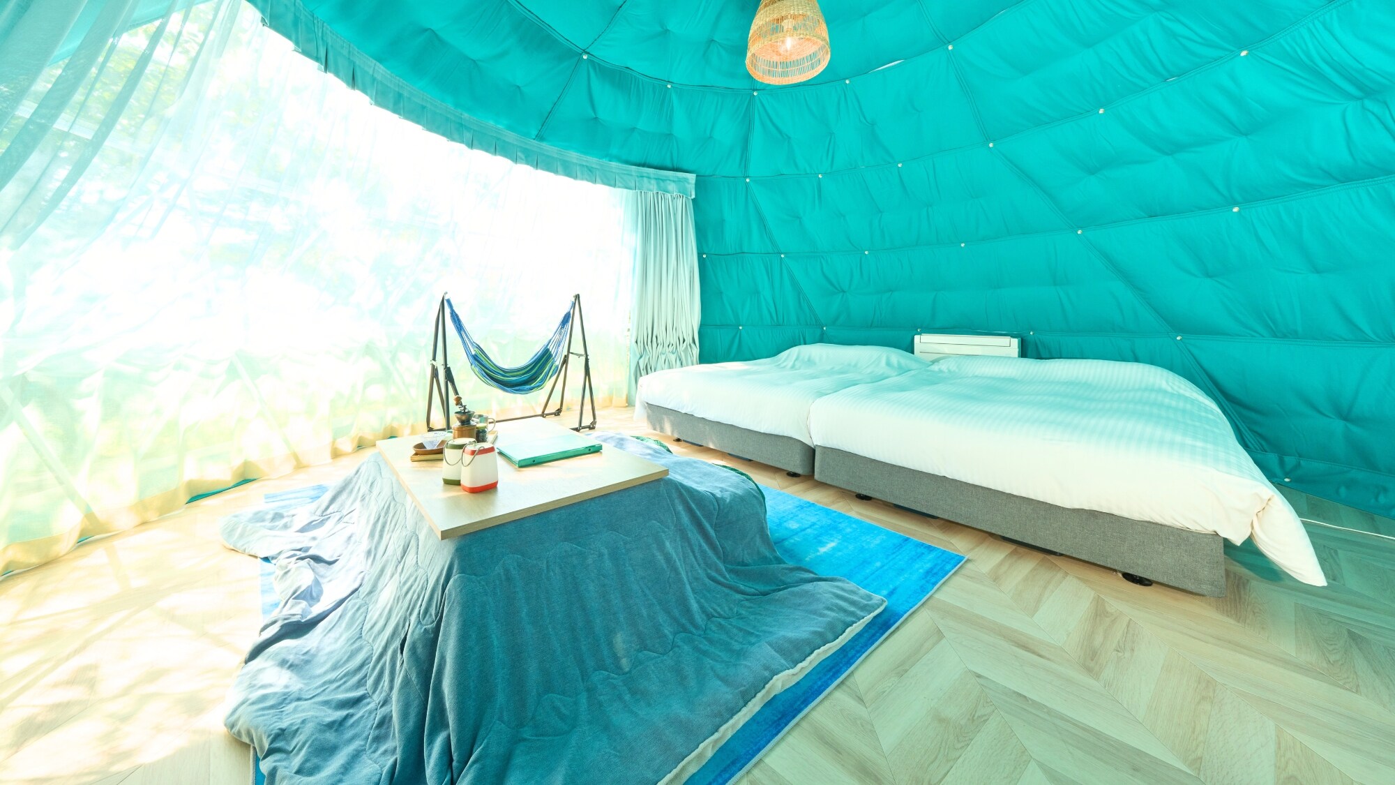 Pet Dome Tent with Private Sauna