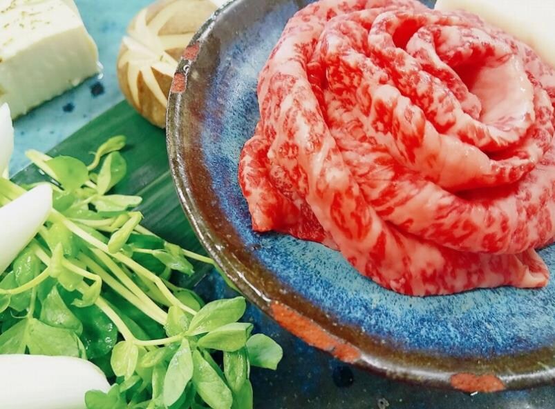 [Koderannee] Produksi lokal ◆ Daging sapi Mae Nikko Wagyu ◆ Makan malam dengan pilihan "Sukiyaki" atau "Daging sapi potong"
