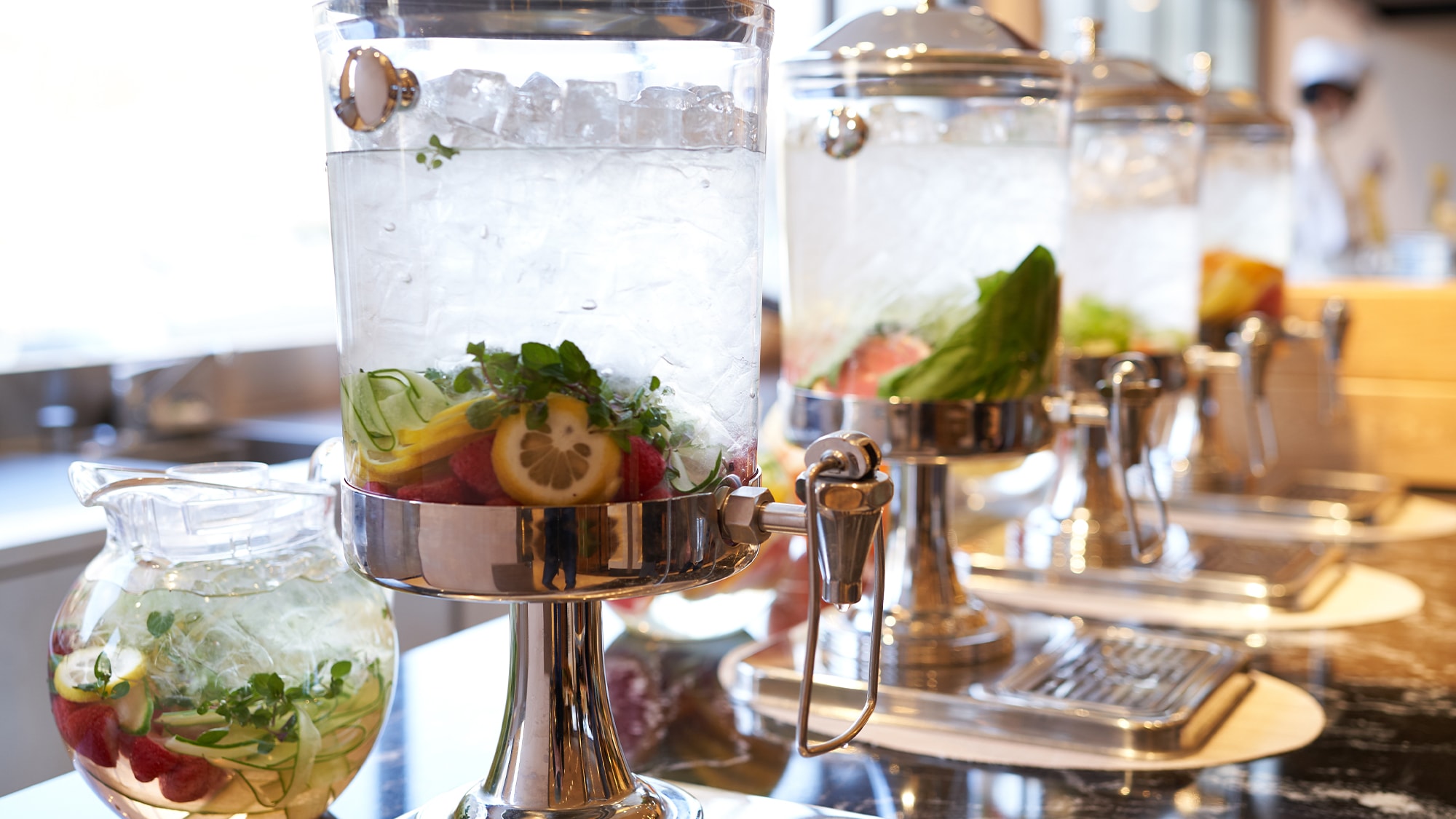 아침의 각성은 풍미 워터로. 좋아하는 맛을 즐기세요 【제일 타키 본관/아침 뷔페】