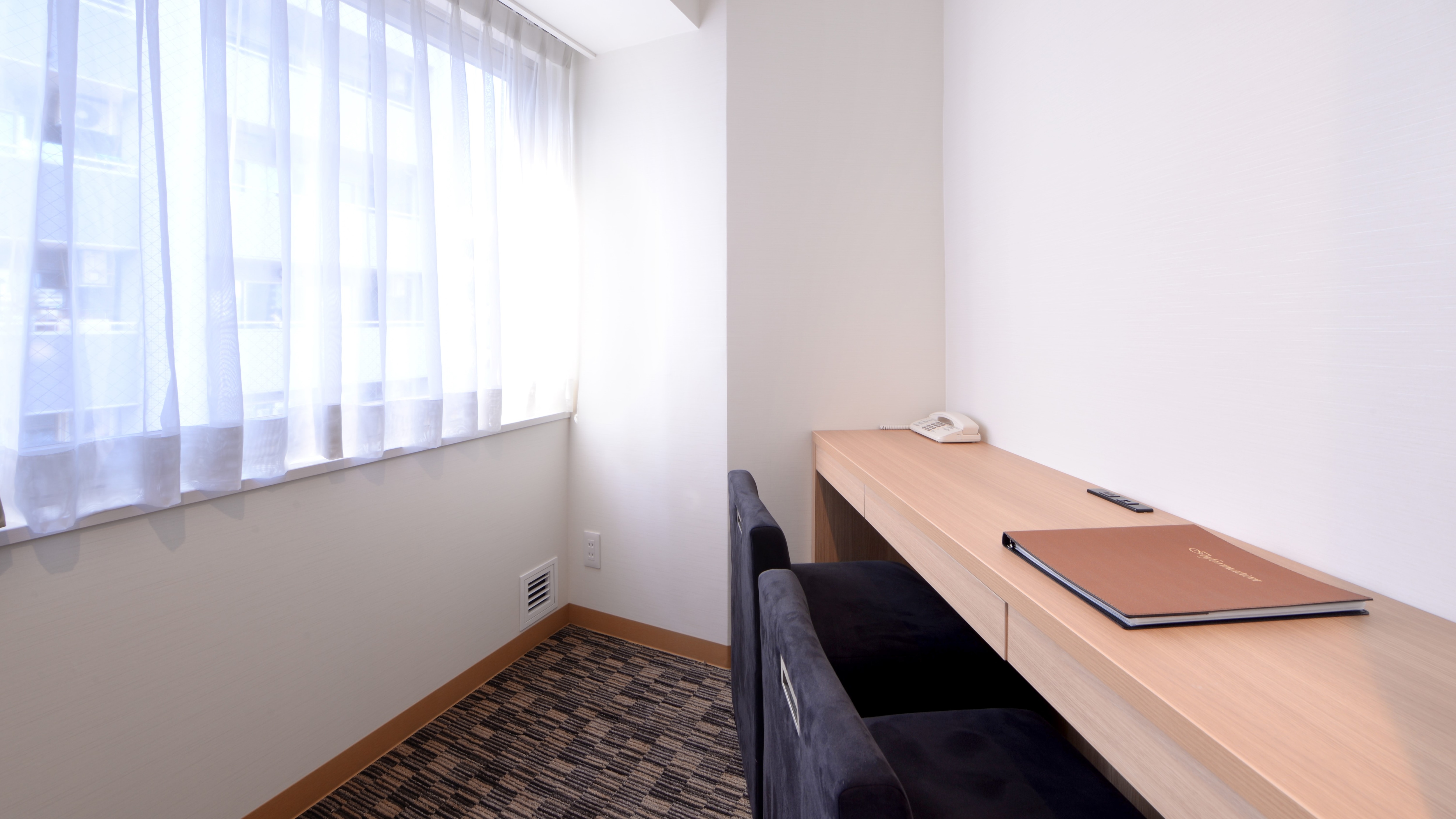 Twin room desk