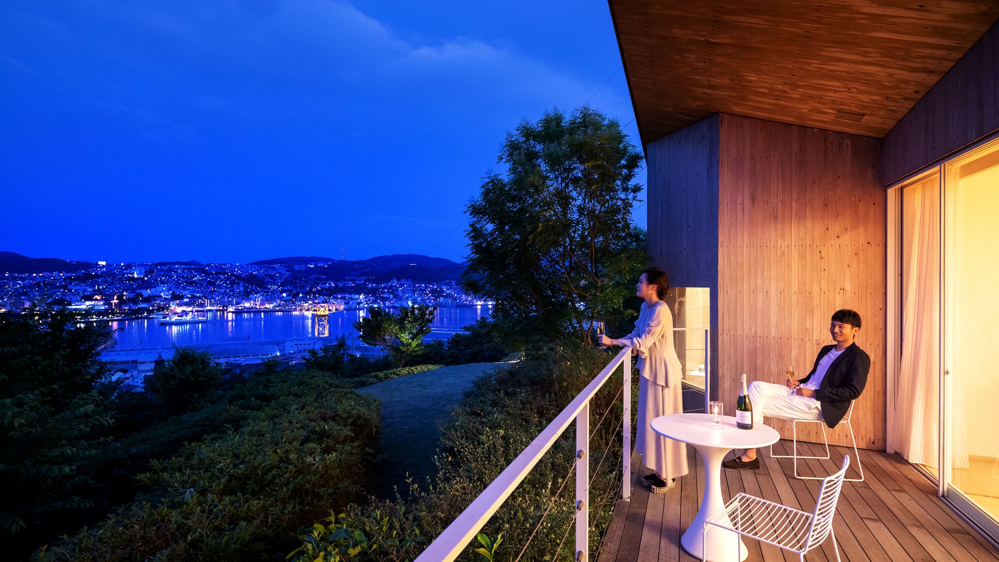 Listen to the sounds of nature and be healed by the scenery that spreads in front of you. A time spent on the spacious terrace