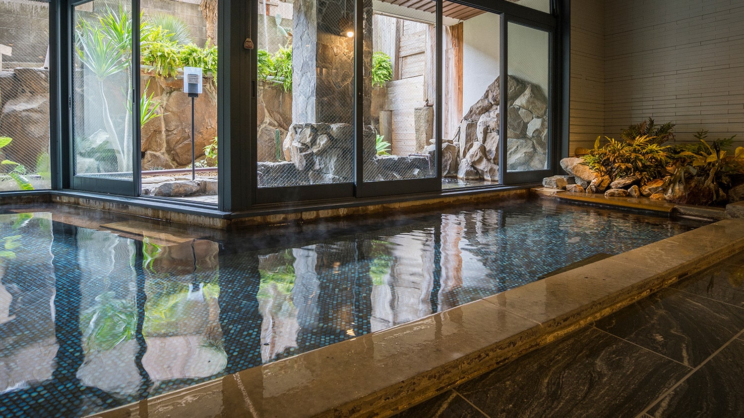 Men's Bath