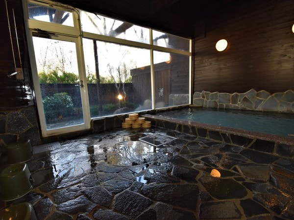 2022 Large public bath and open-air bath