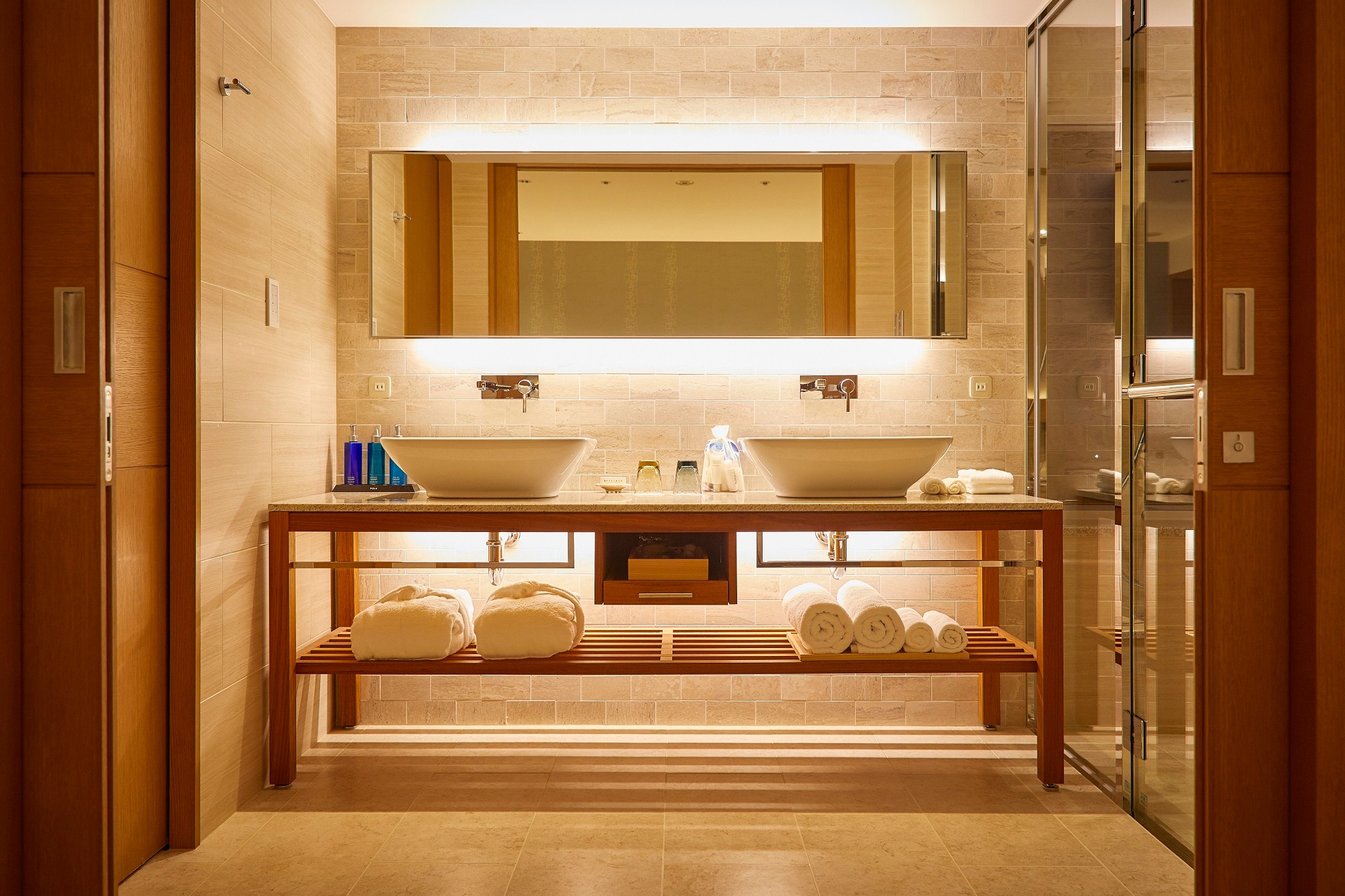 Premium Suite Image