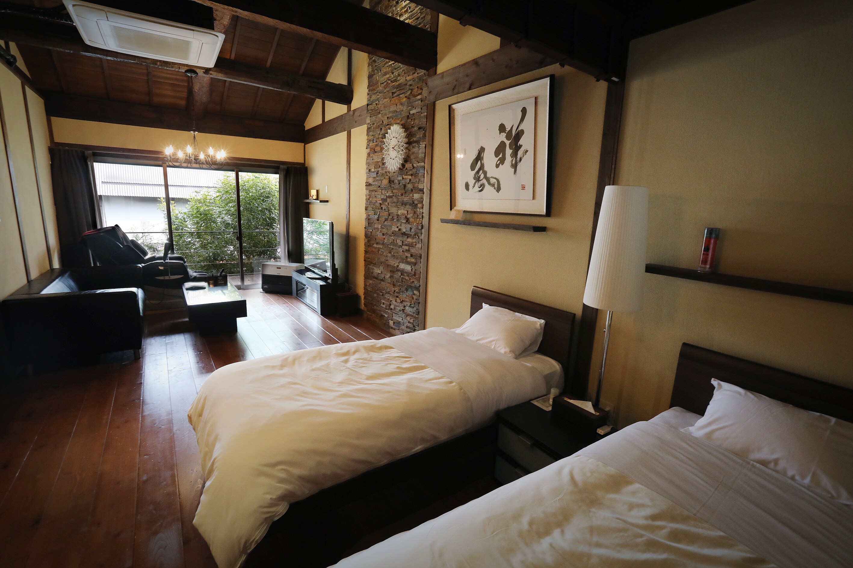 2nd floor guest room bed