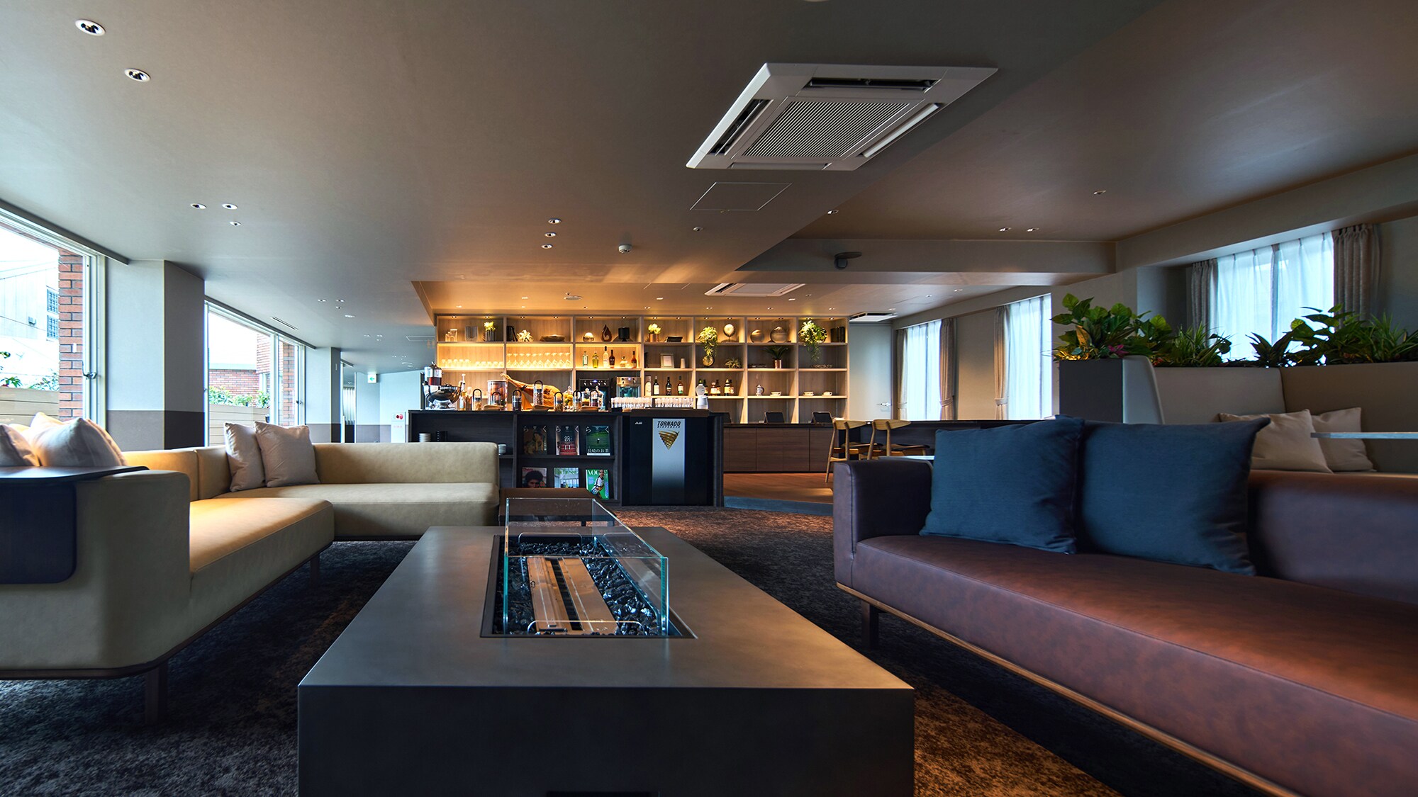 [THE SALON] 专为客人提供的休息室，让您享受僻静的住宿。